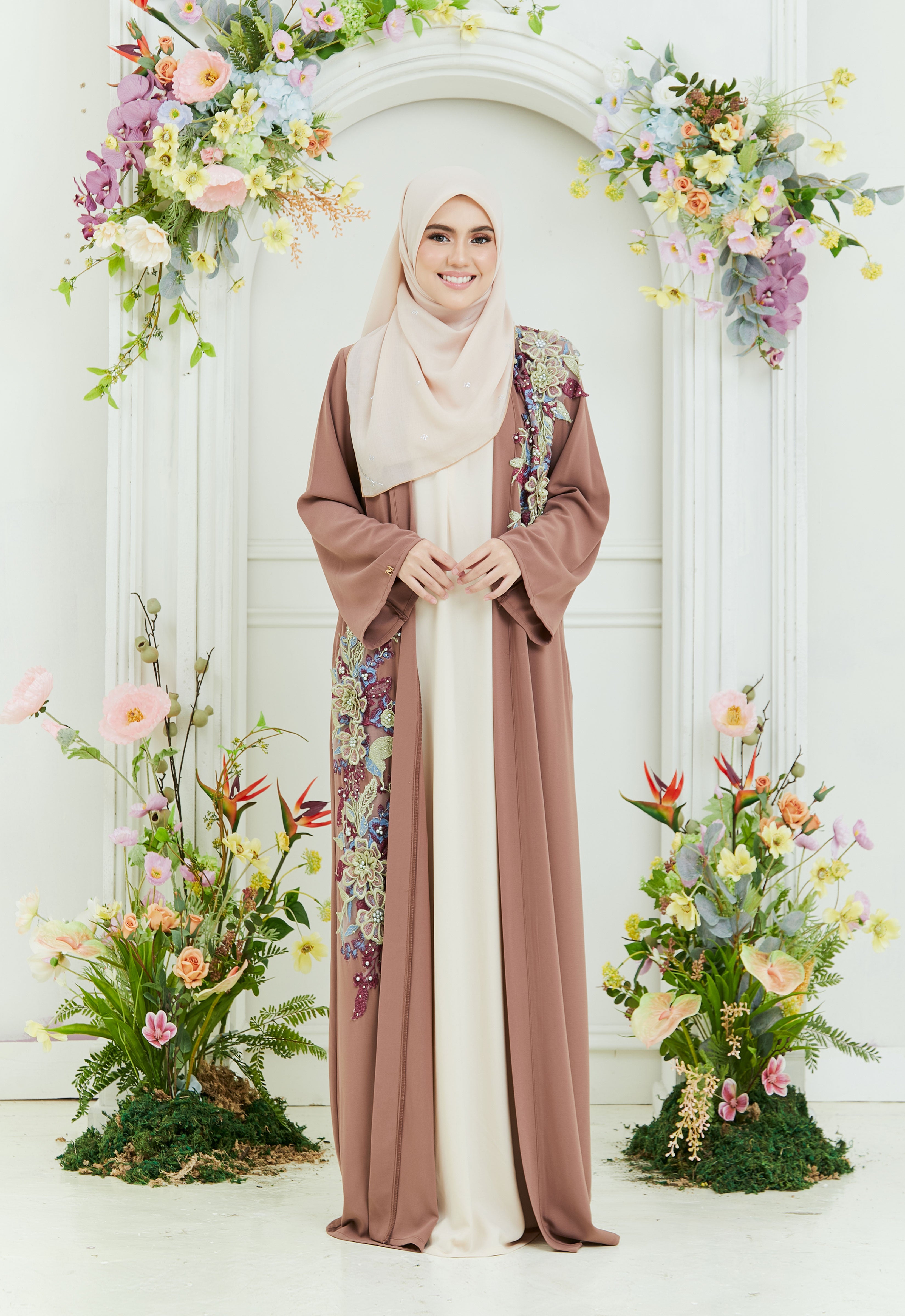 KHADEEJA ABAYA - CAROB BROWN