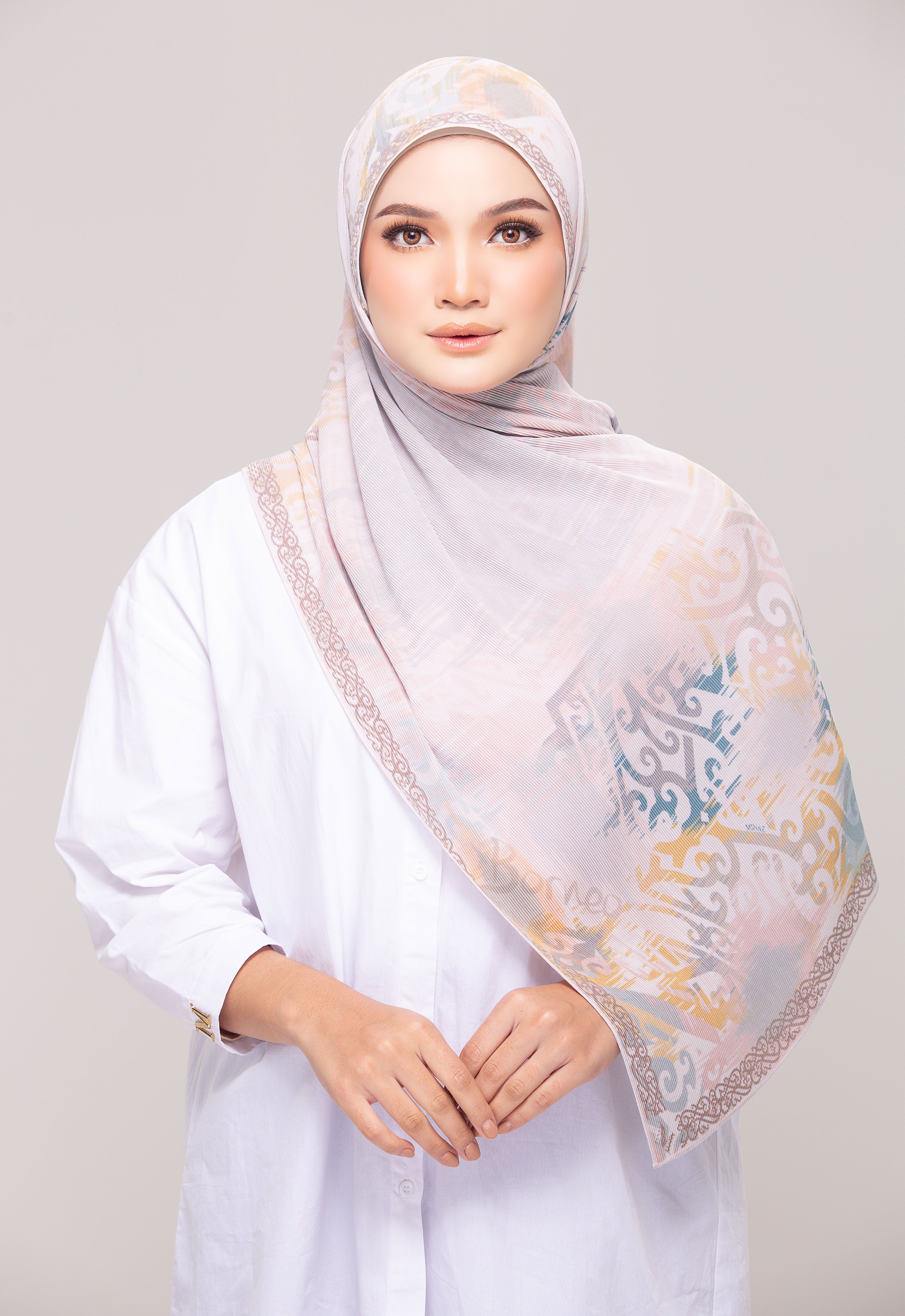 PRINTED PLEATED SHAWL - BORNEO