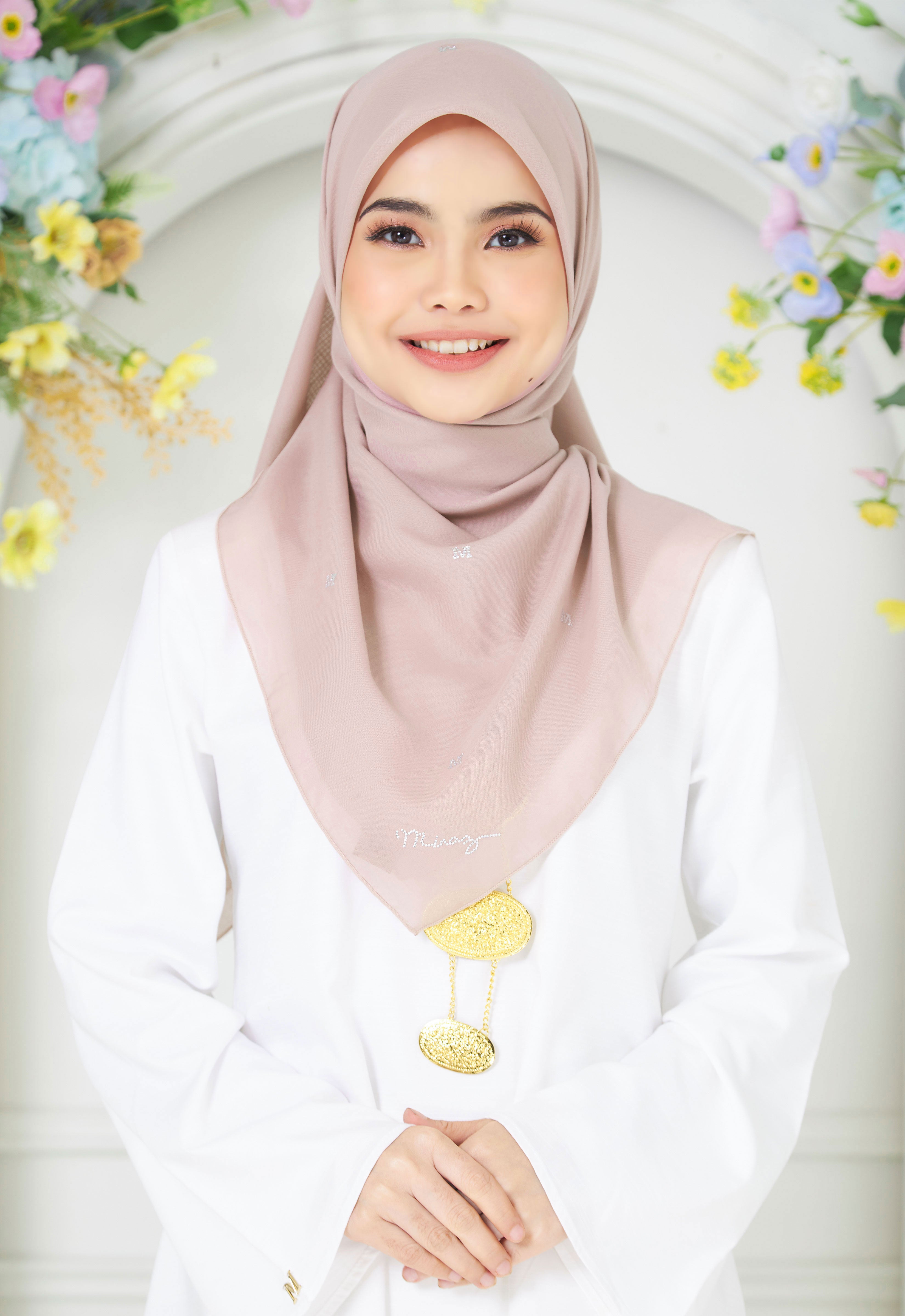 REJECT ITEM | PLAIN STONE BAWAL (AS-IS)