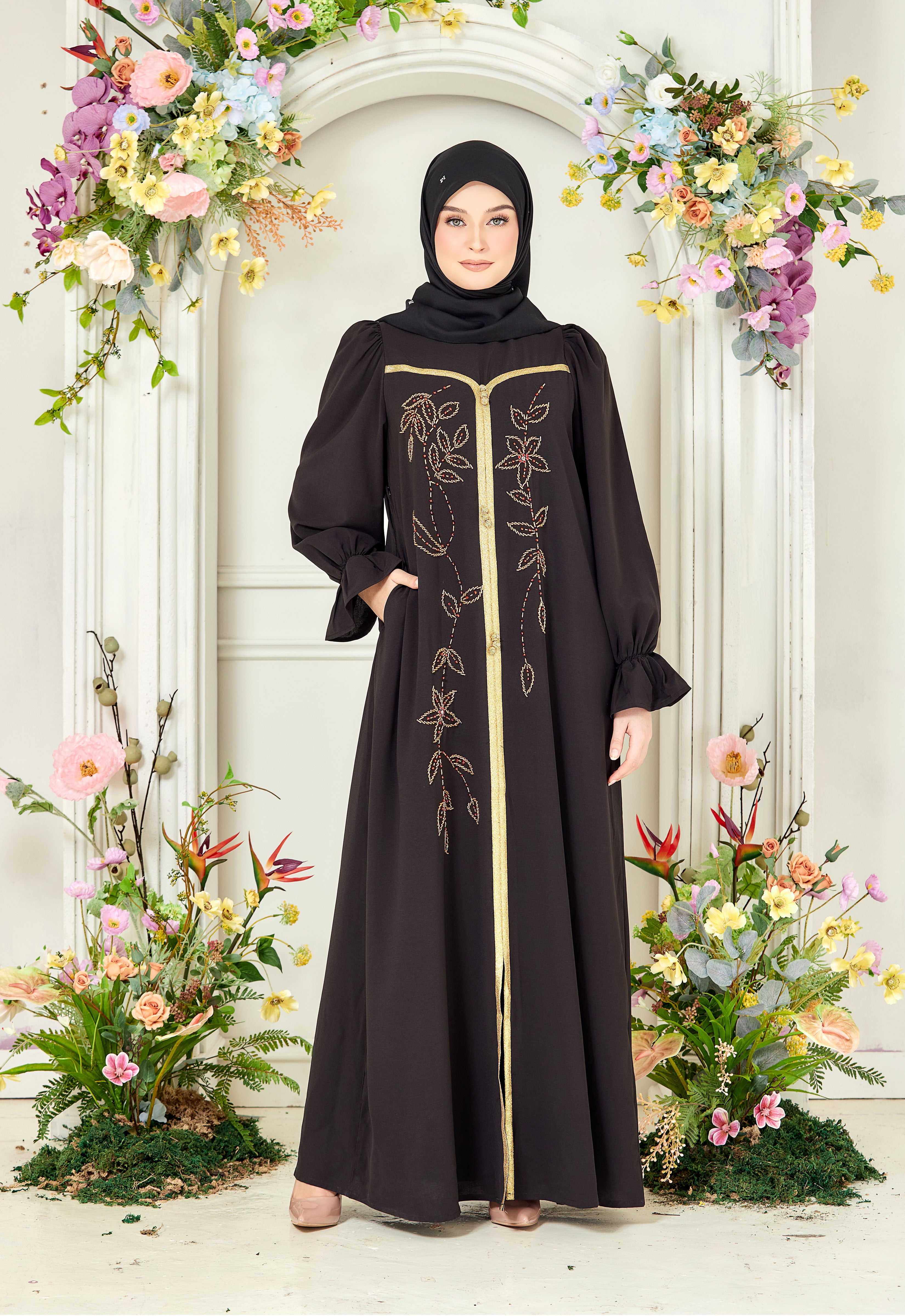 HUMAYRA ABAYA - BLACK