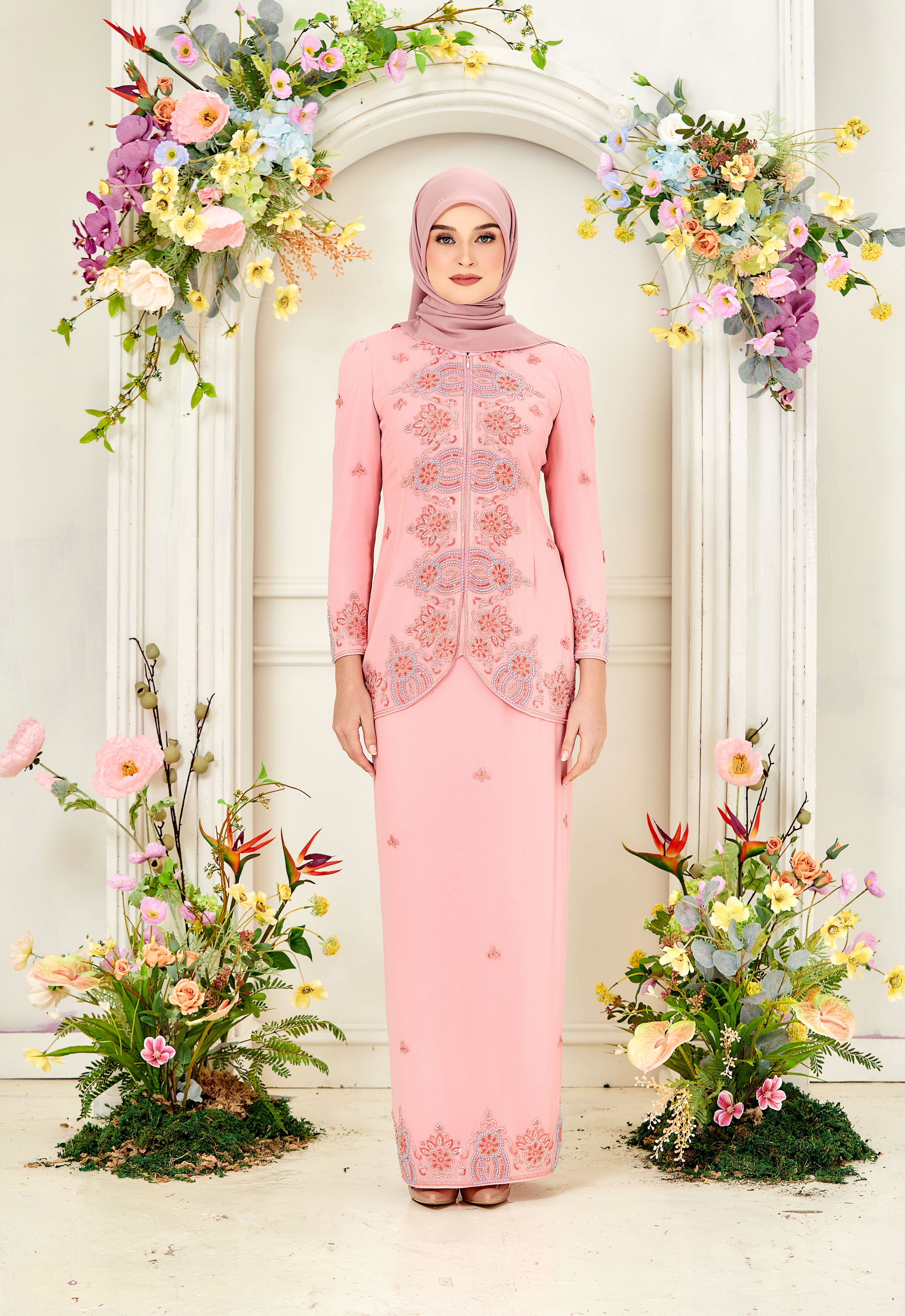ARYA LUXE MINI KEBAYA - PEACH PEARL