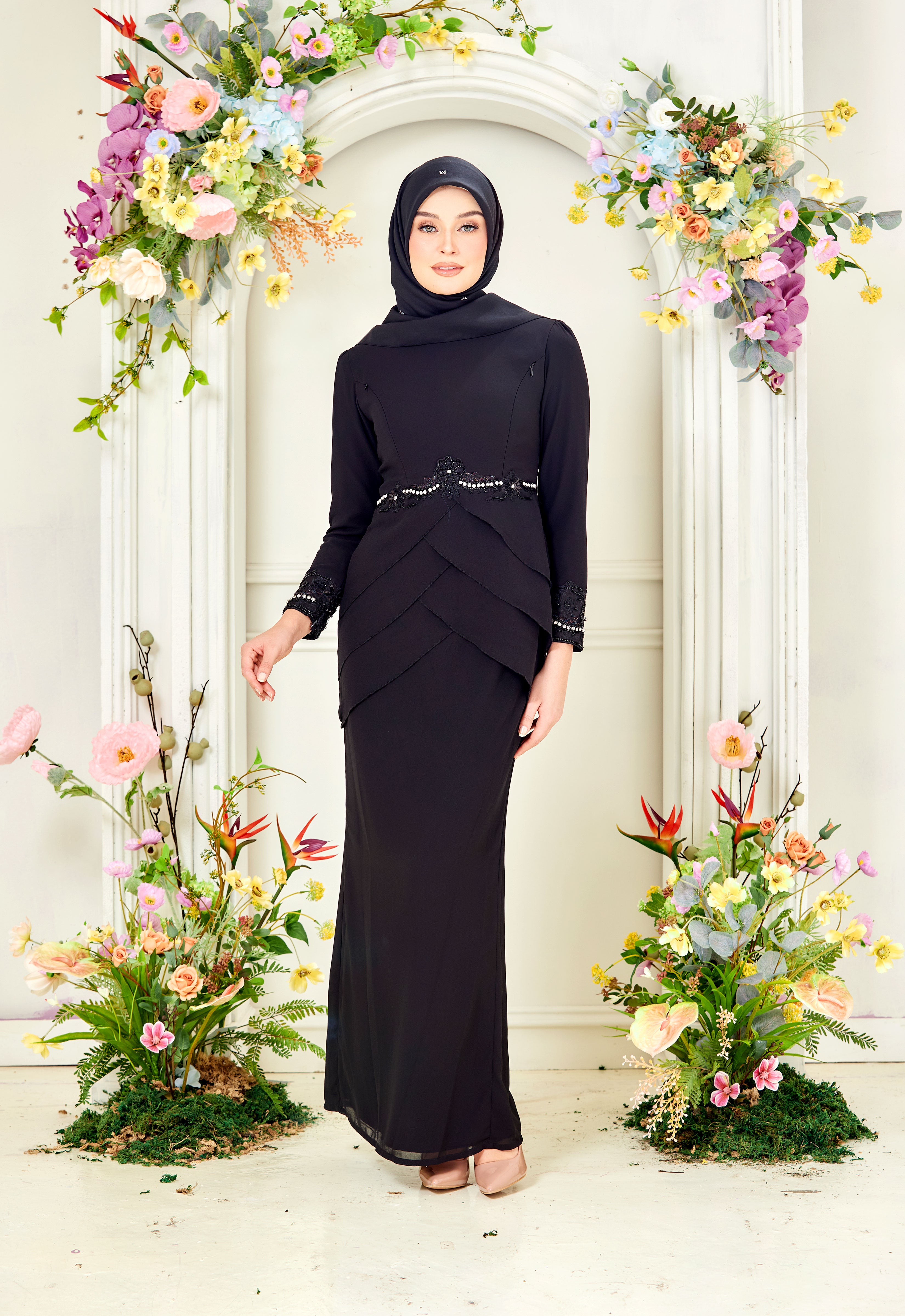 NADEERA KURUNG - BLACK
