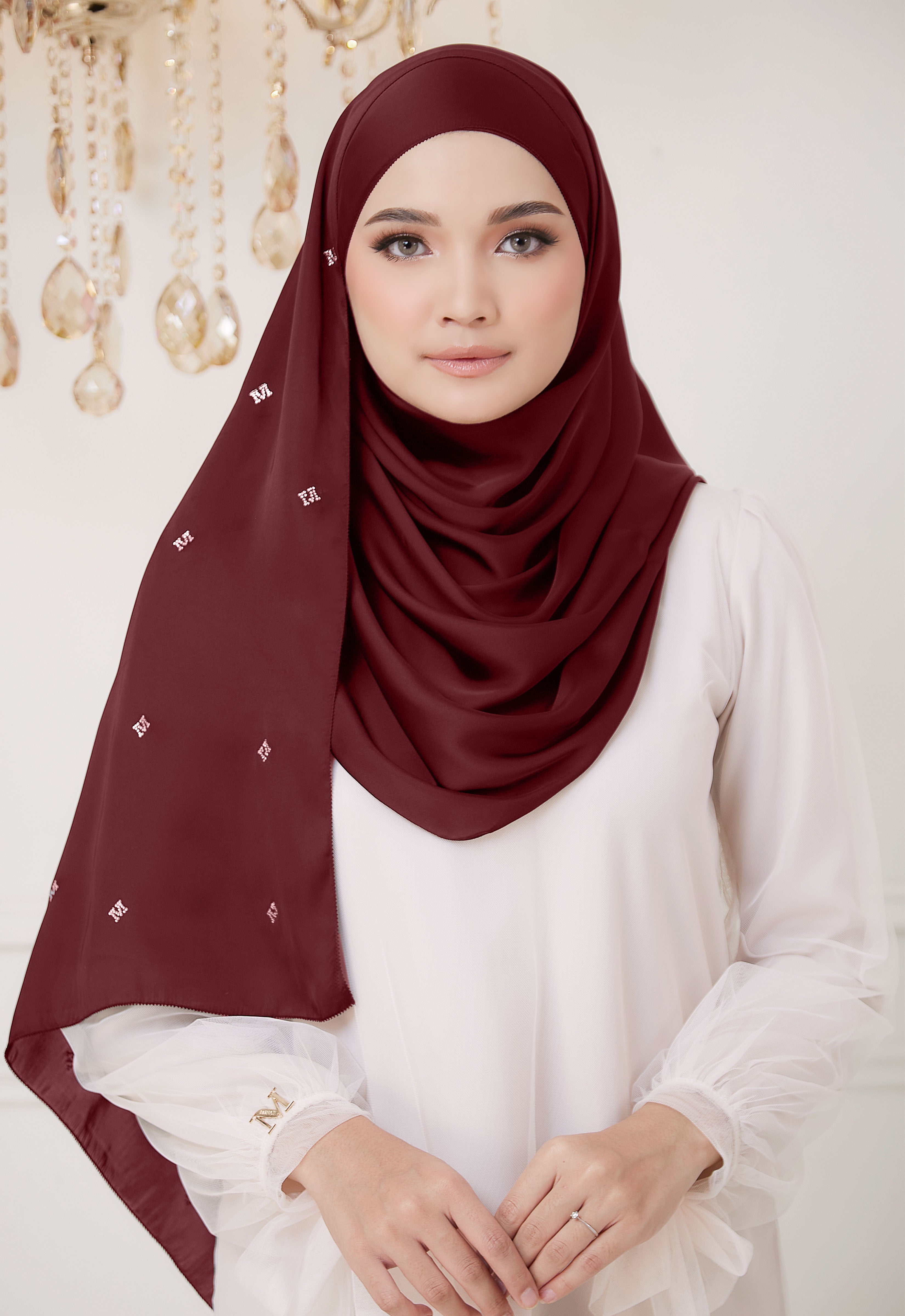 M PLAIN SHAWL - MAROON