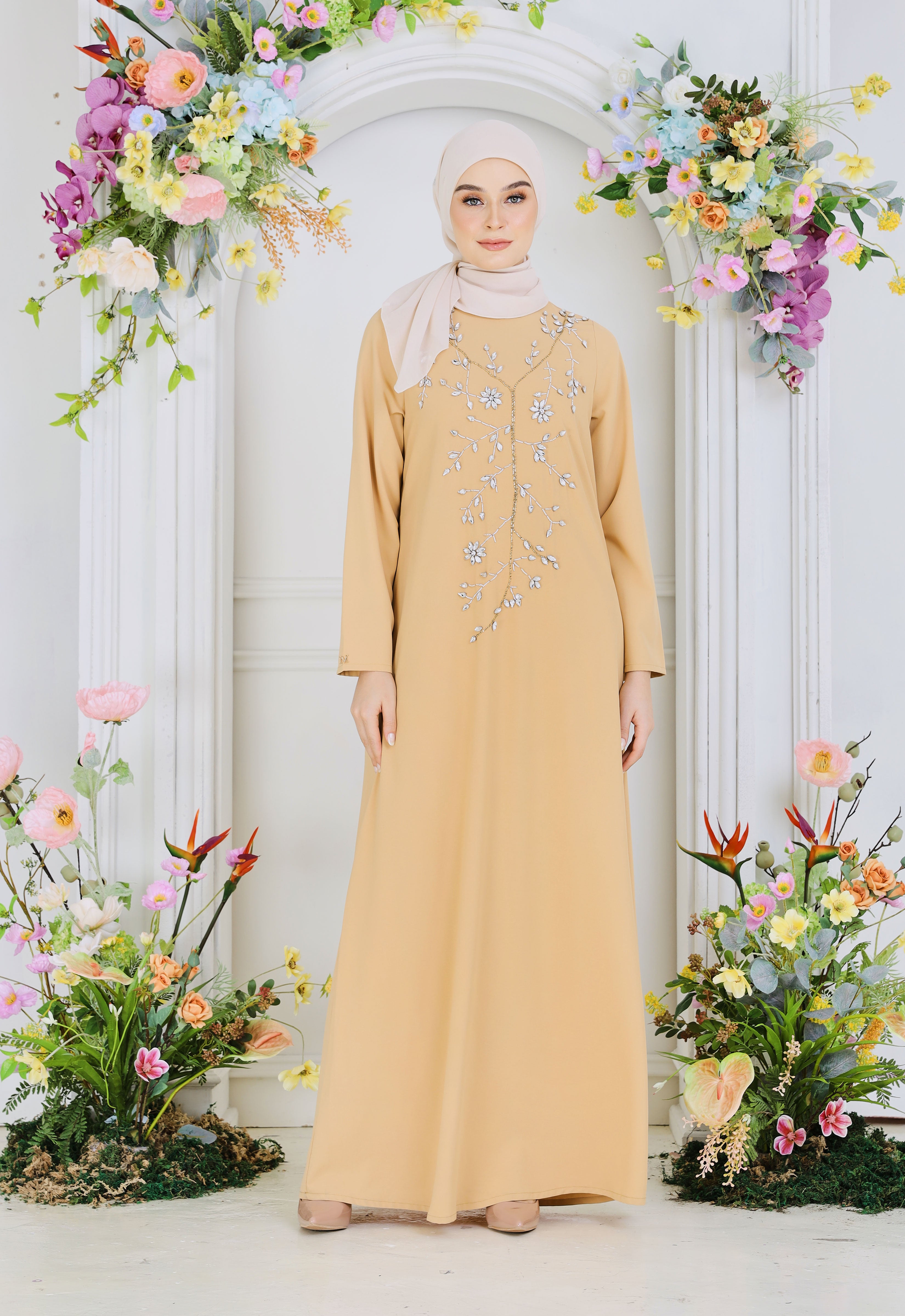 ZEHRA ABAYA - LIGHT BROWN