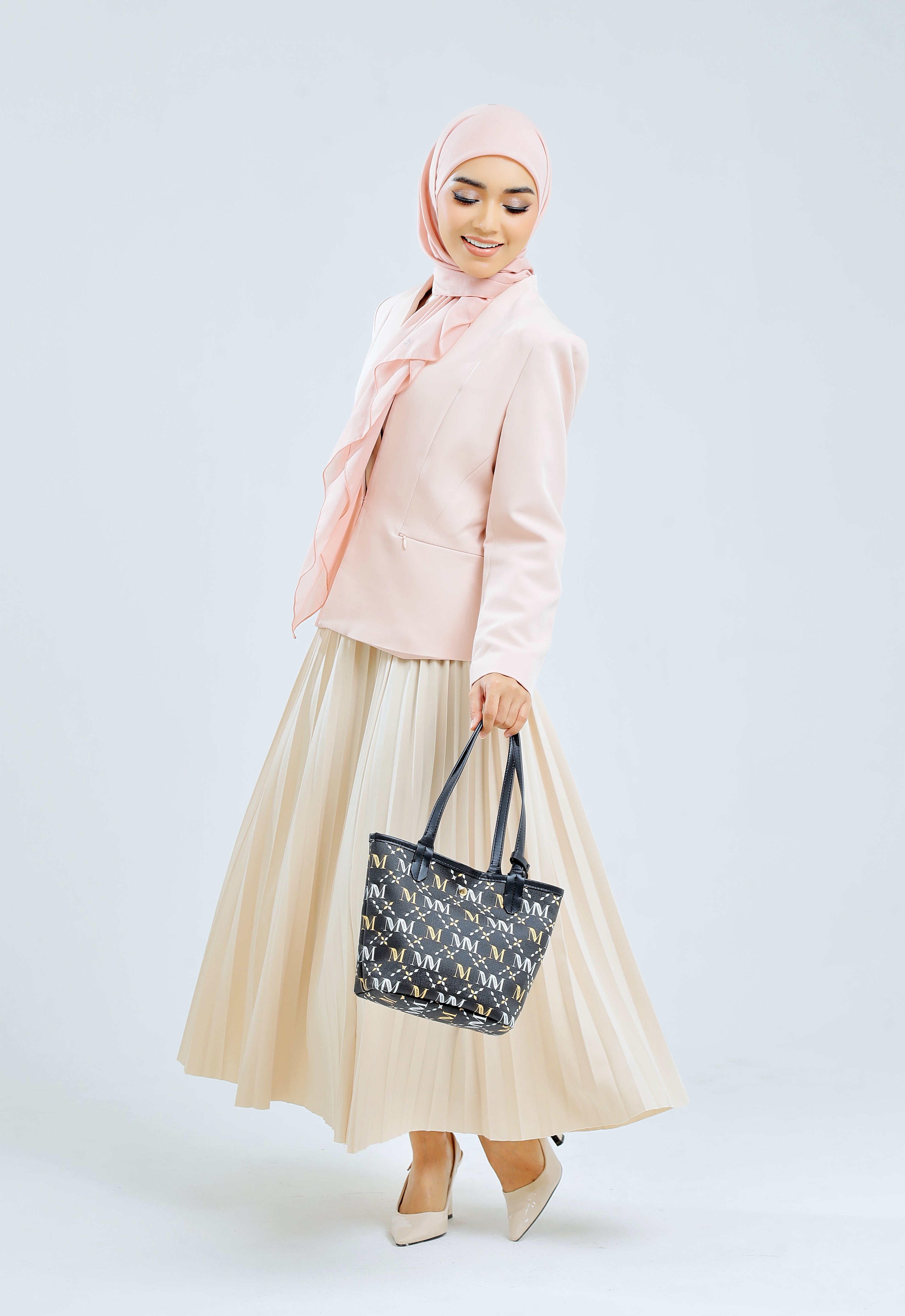 ARYA MONOGRAM TOTE BAG - BLACK