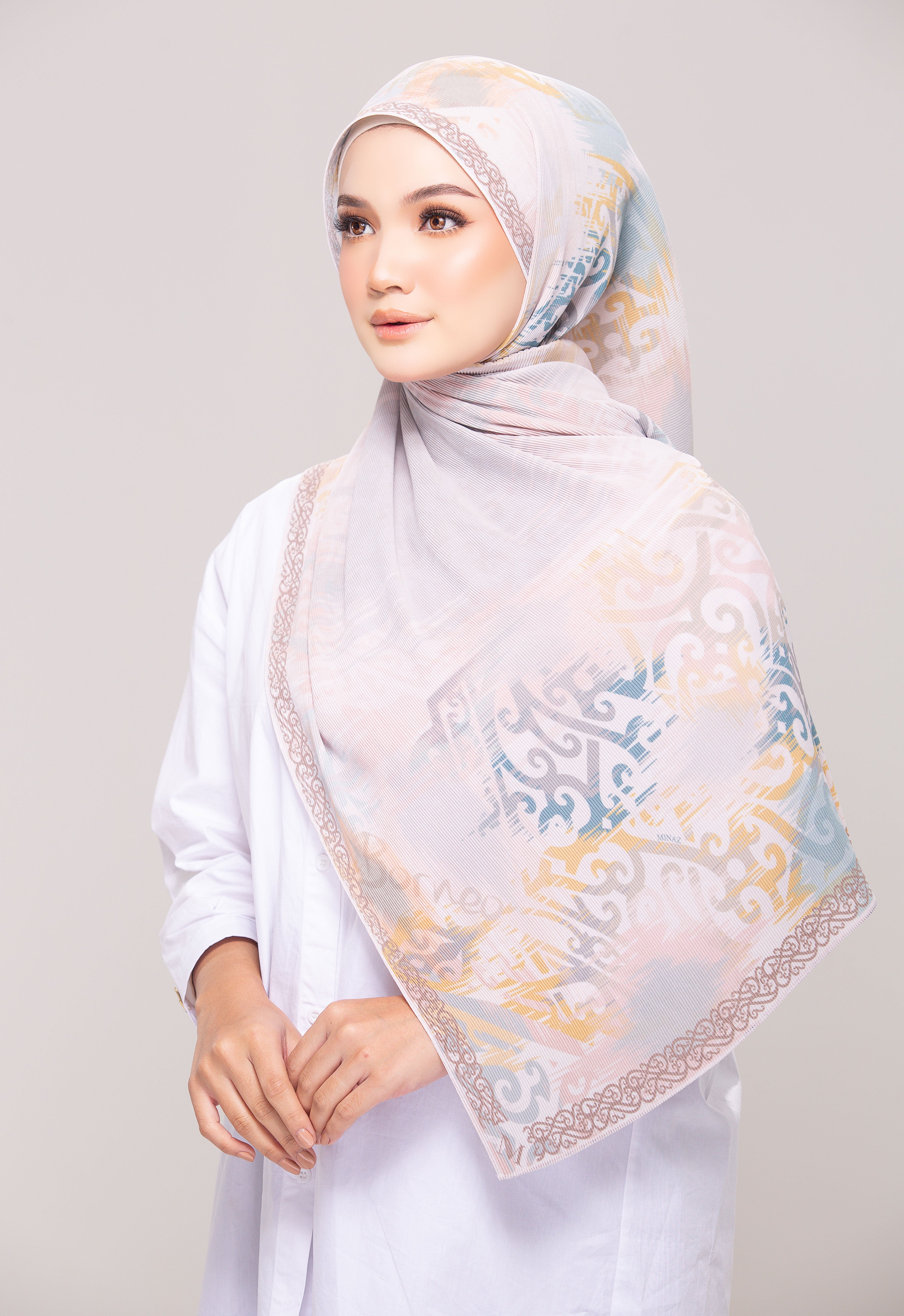 PRINTED PLEATED SHAWL - BORNEO