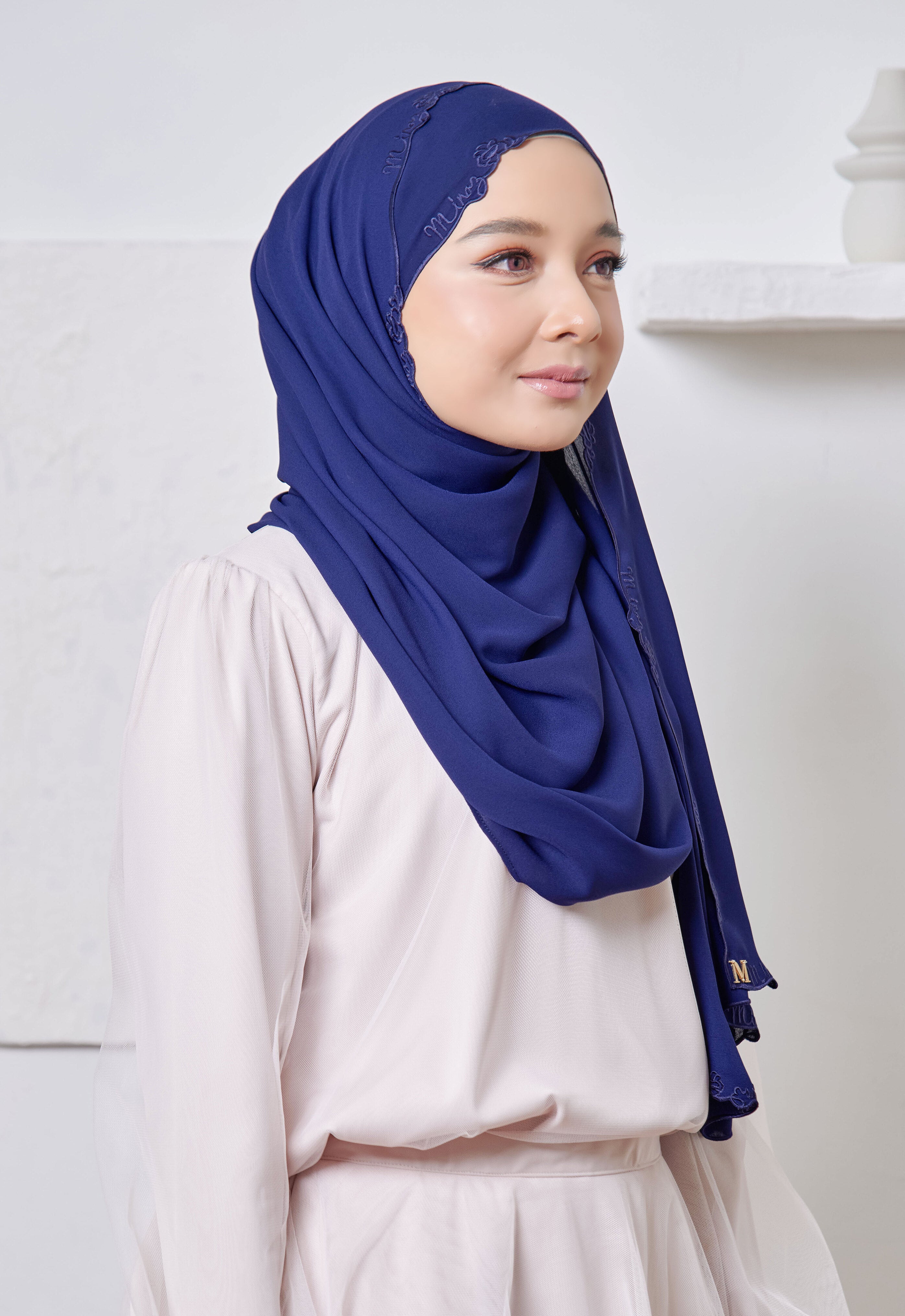 SAREEMA SHAWL - DARK BLUE