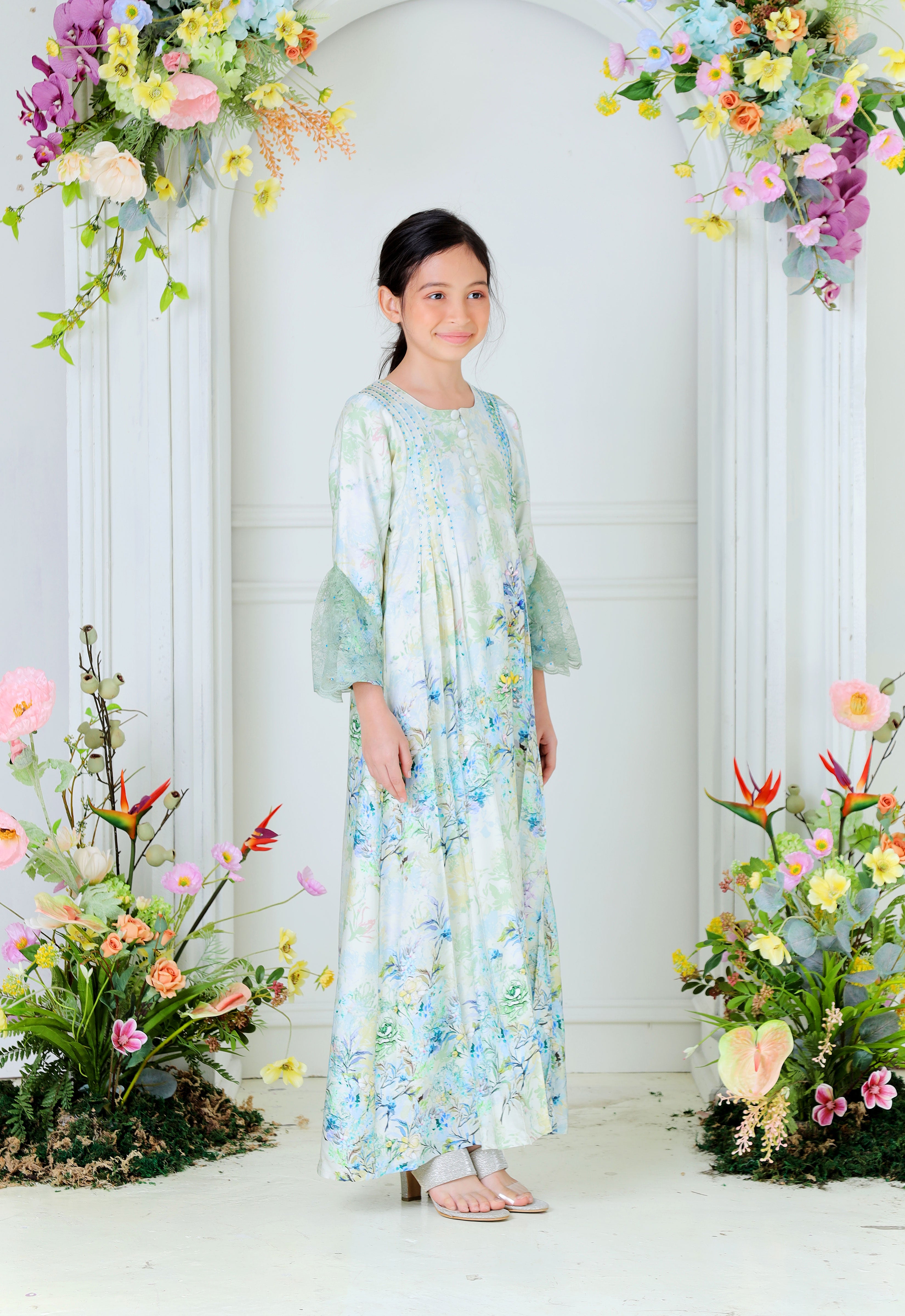 DEENARA KIDS ABAYA - SAGE GREEN