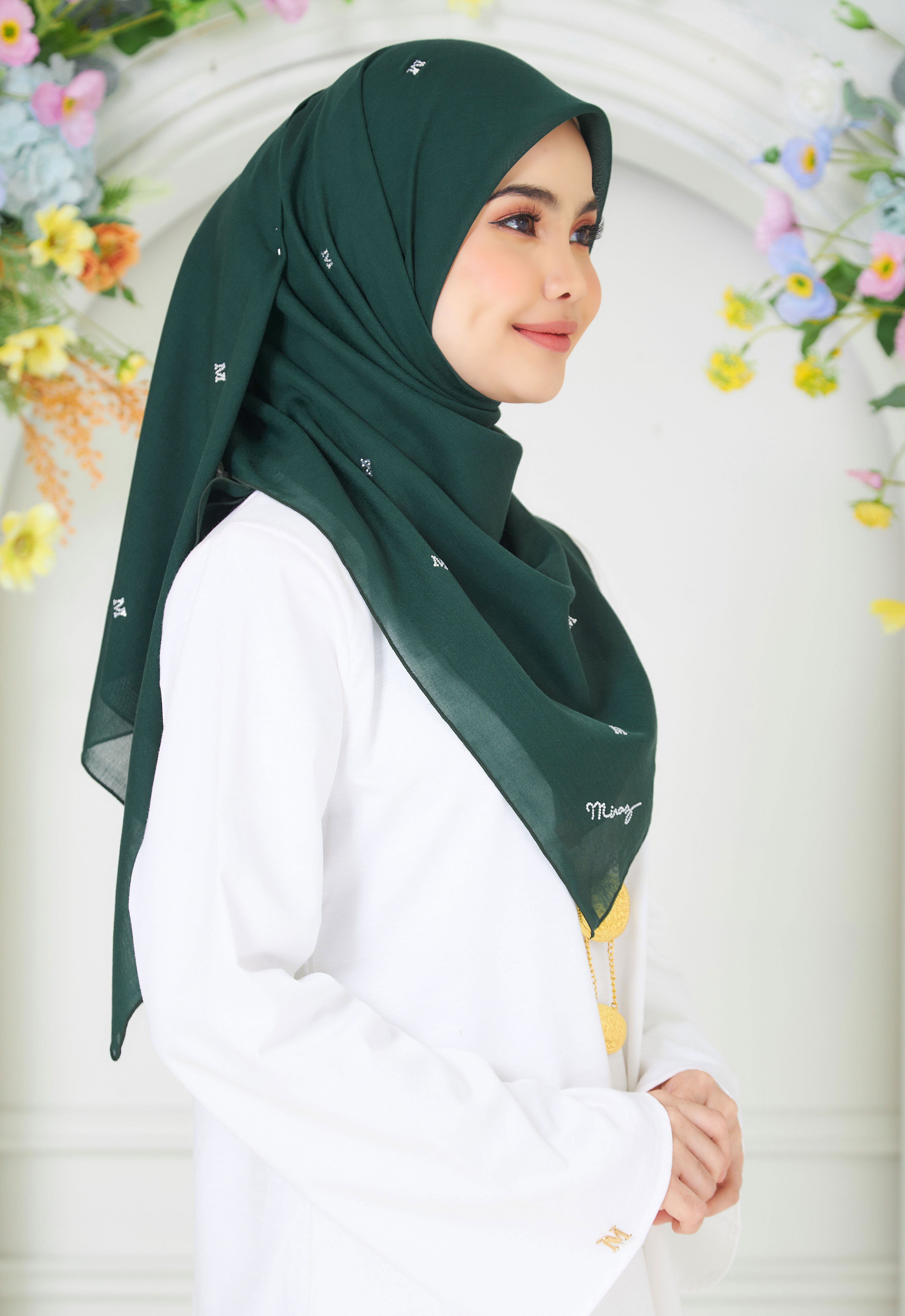 PLAIN BAWAL - EMERALD GREEN