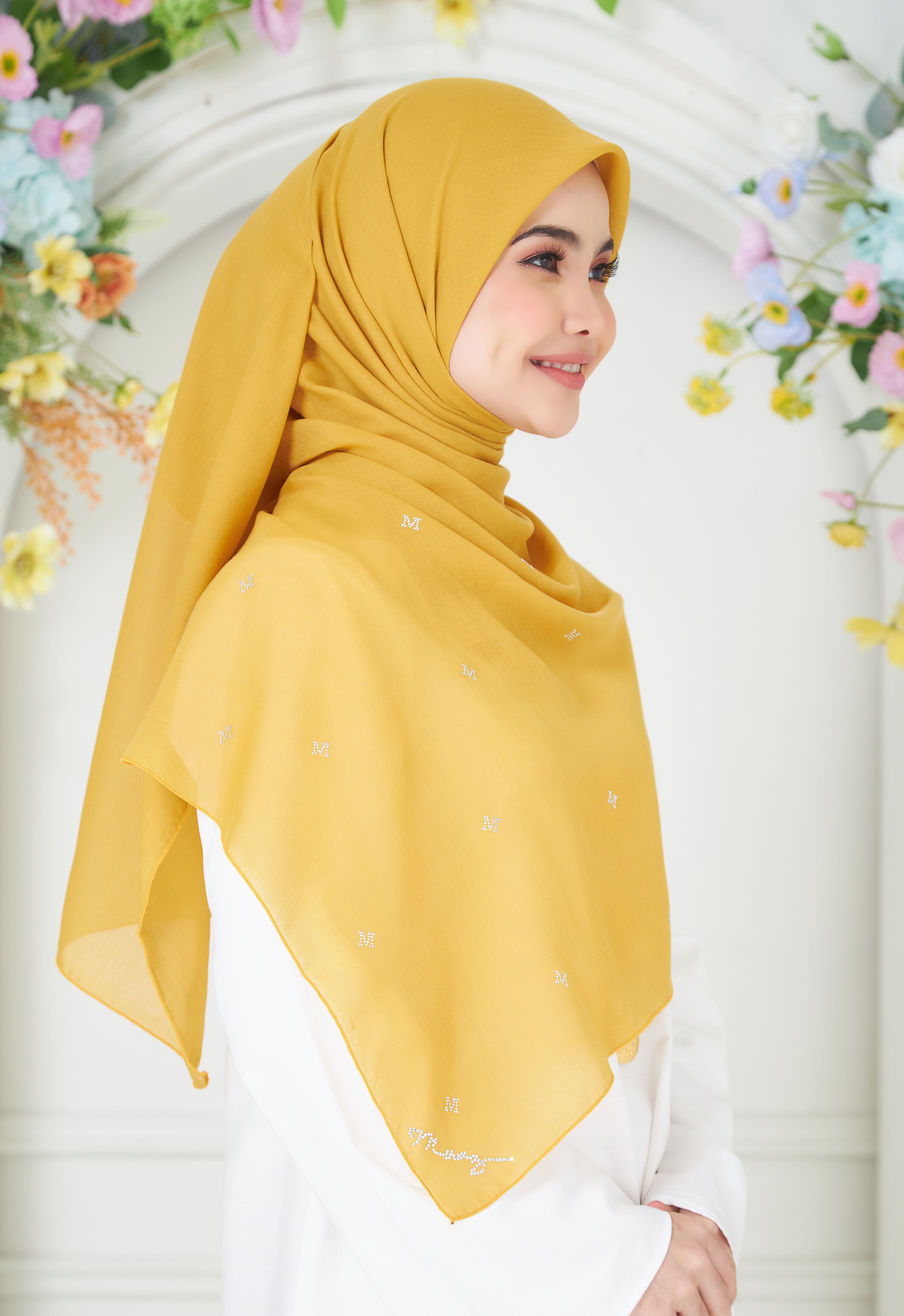 PLAIN BAWAL - GOLDEN ROD