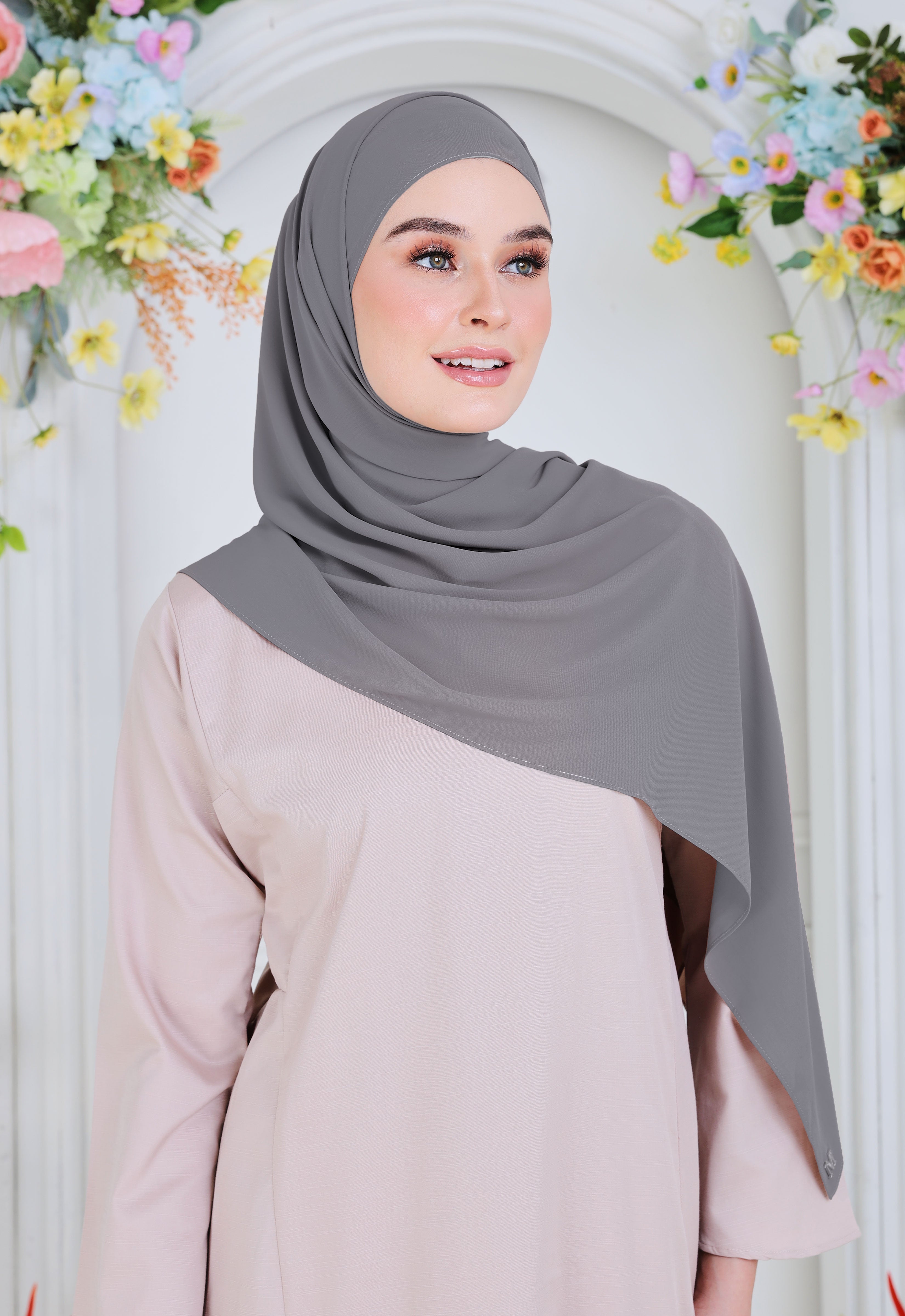 BASIC PLAIN SHAWL - GRAY