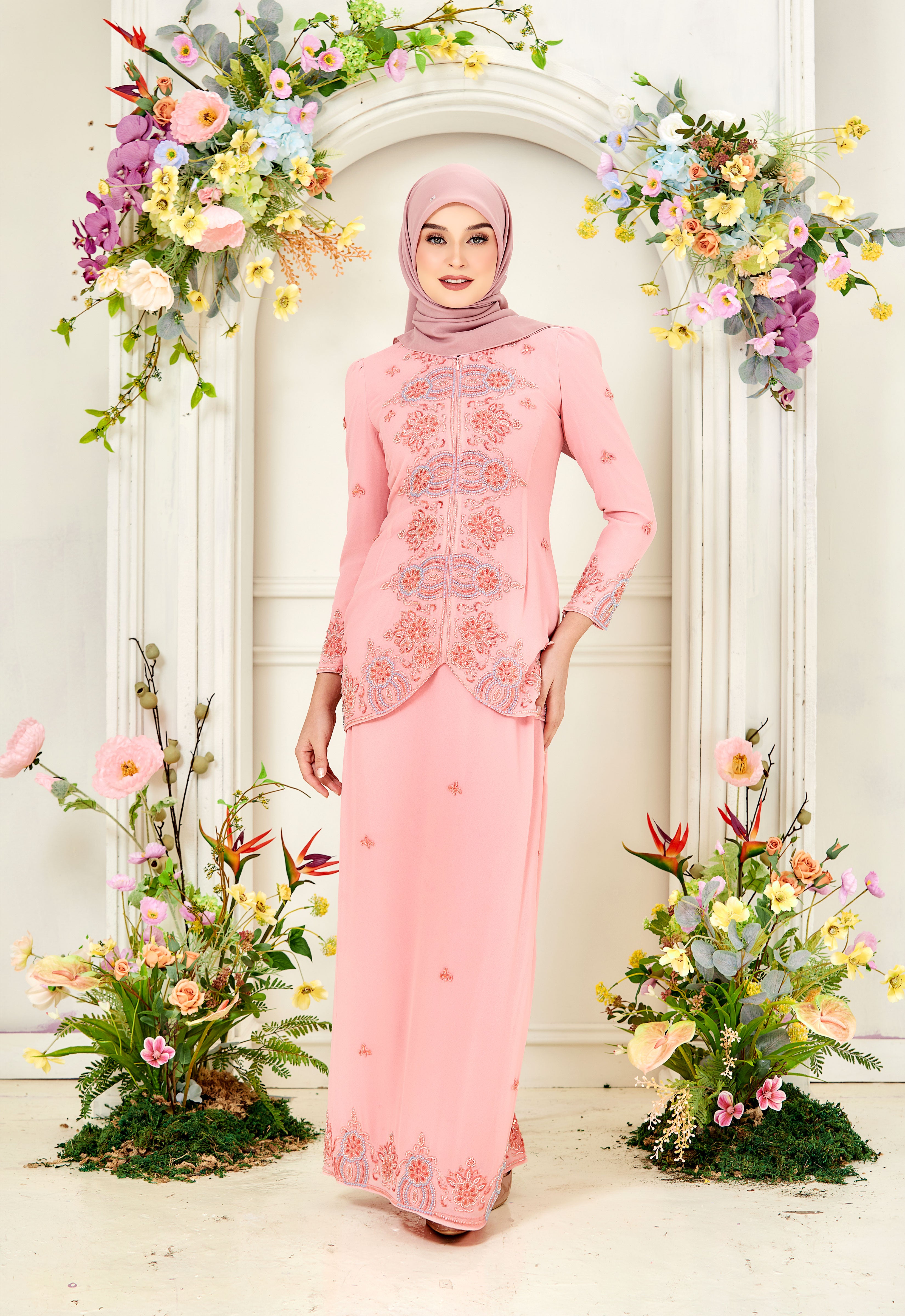 ARYA LUXE MINI KEBAYA - PEACH PEARL