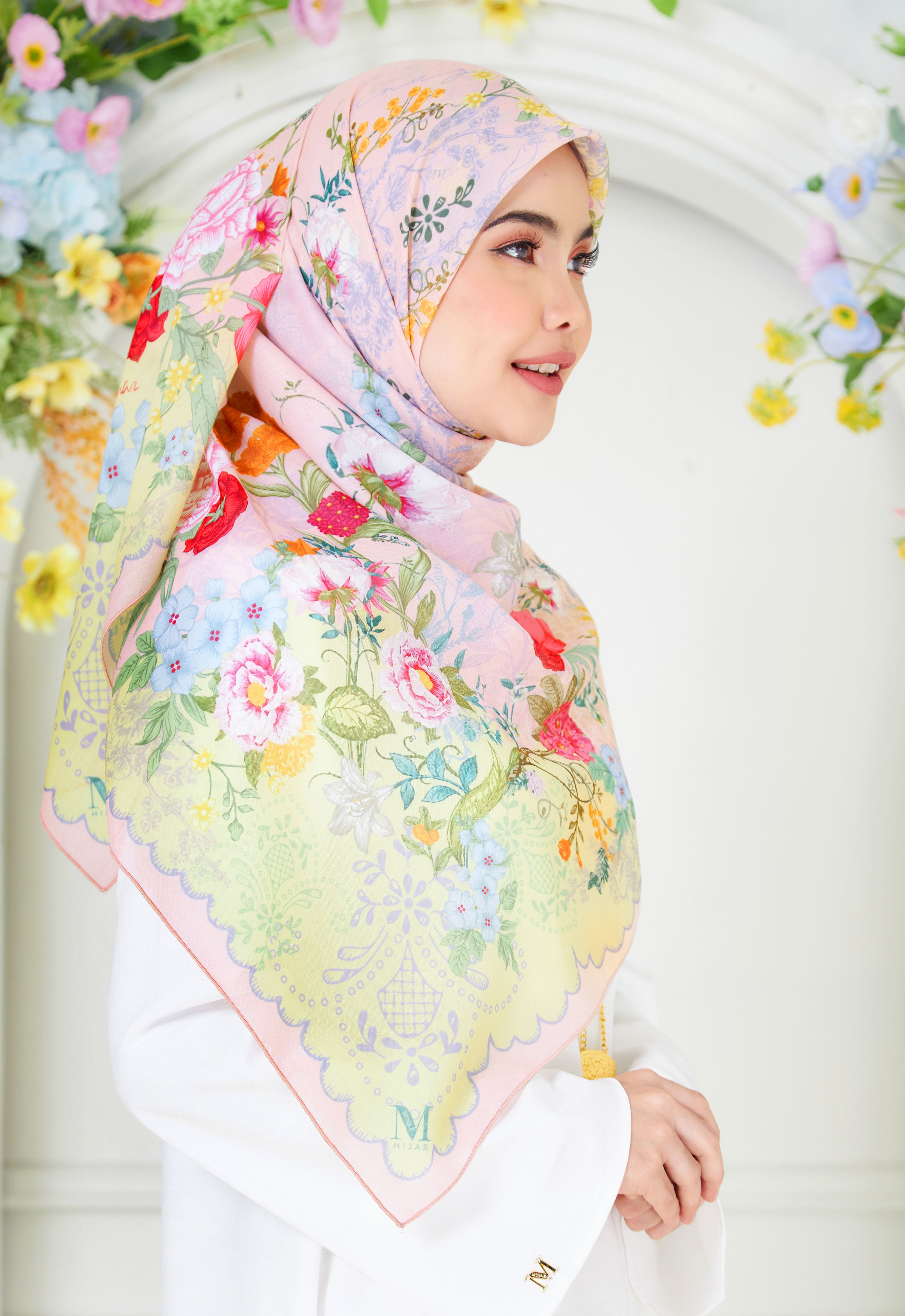 KEBAYA BAWAL - ROSE QUARTZ