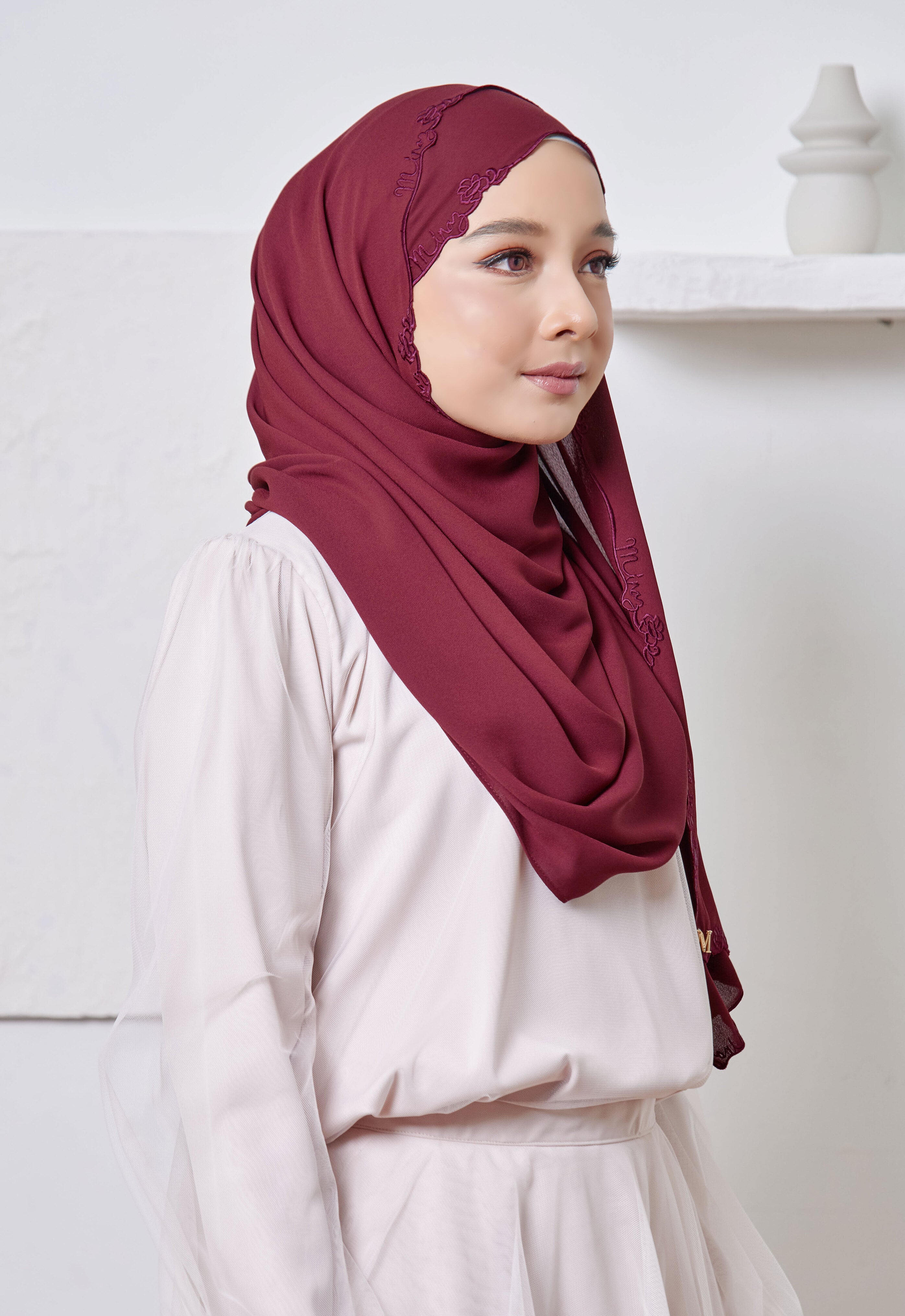 SAREEMA SHAWL - MAROON