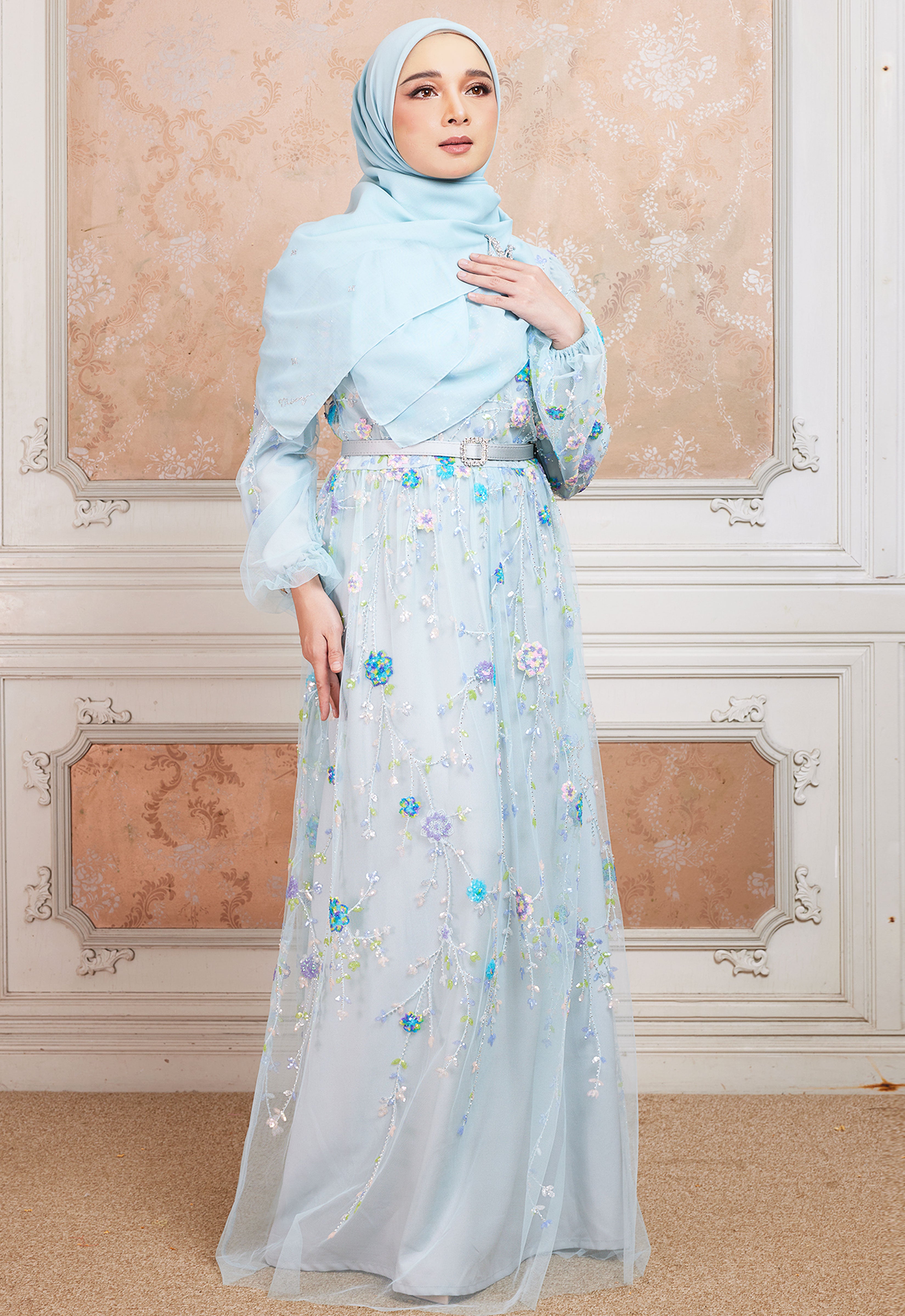 GAUN MAWAR SUPER LUXE - BIRU MUDA