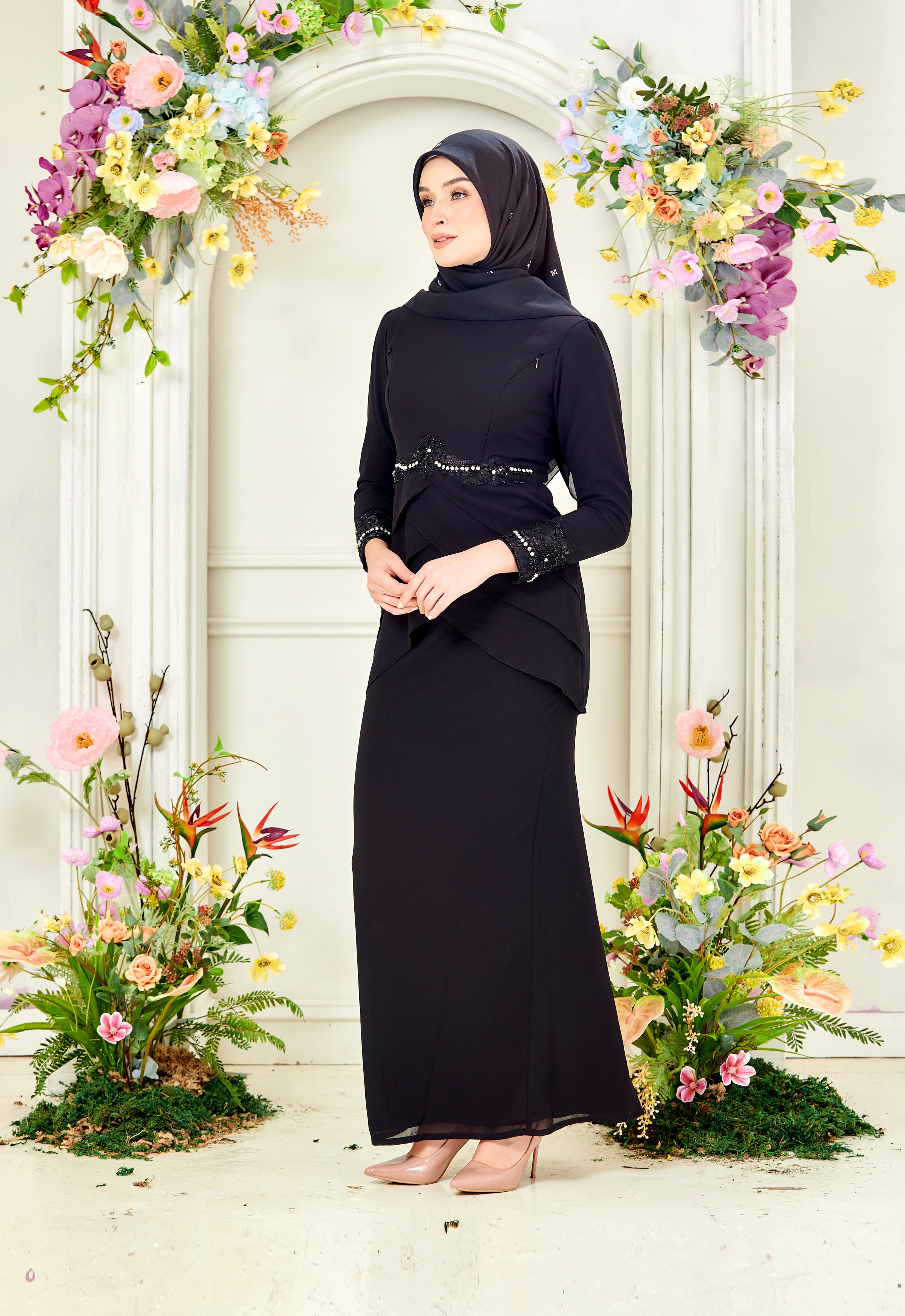 NADEERA KURUNG - BLACK