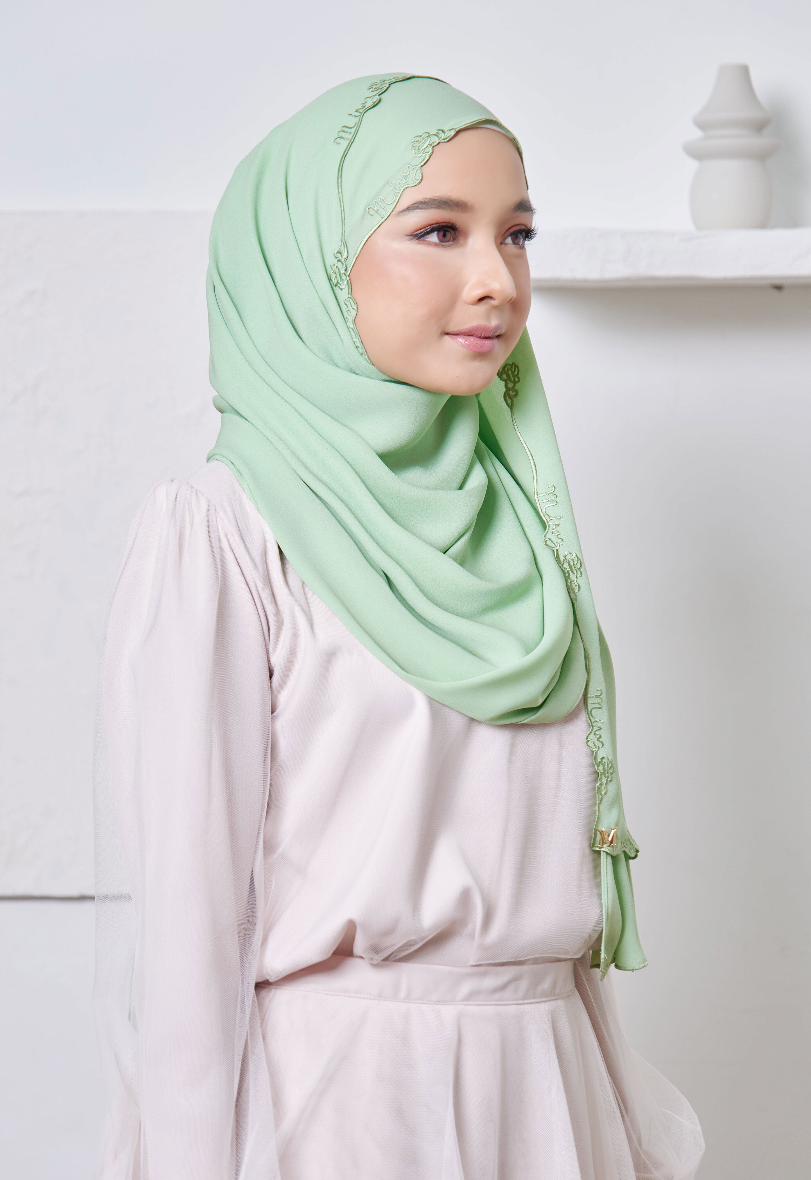 SAREEMA SHAWL - NILE GREEN