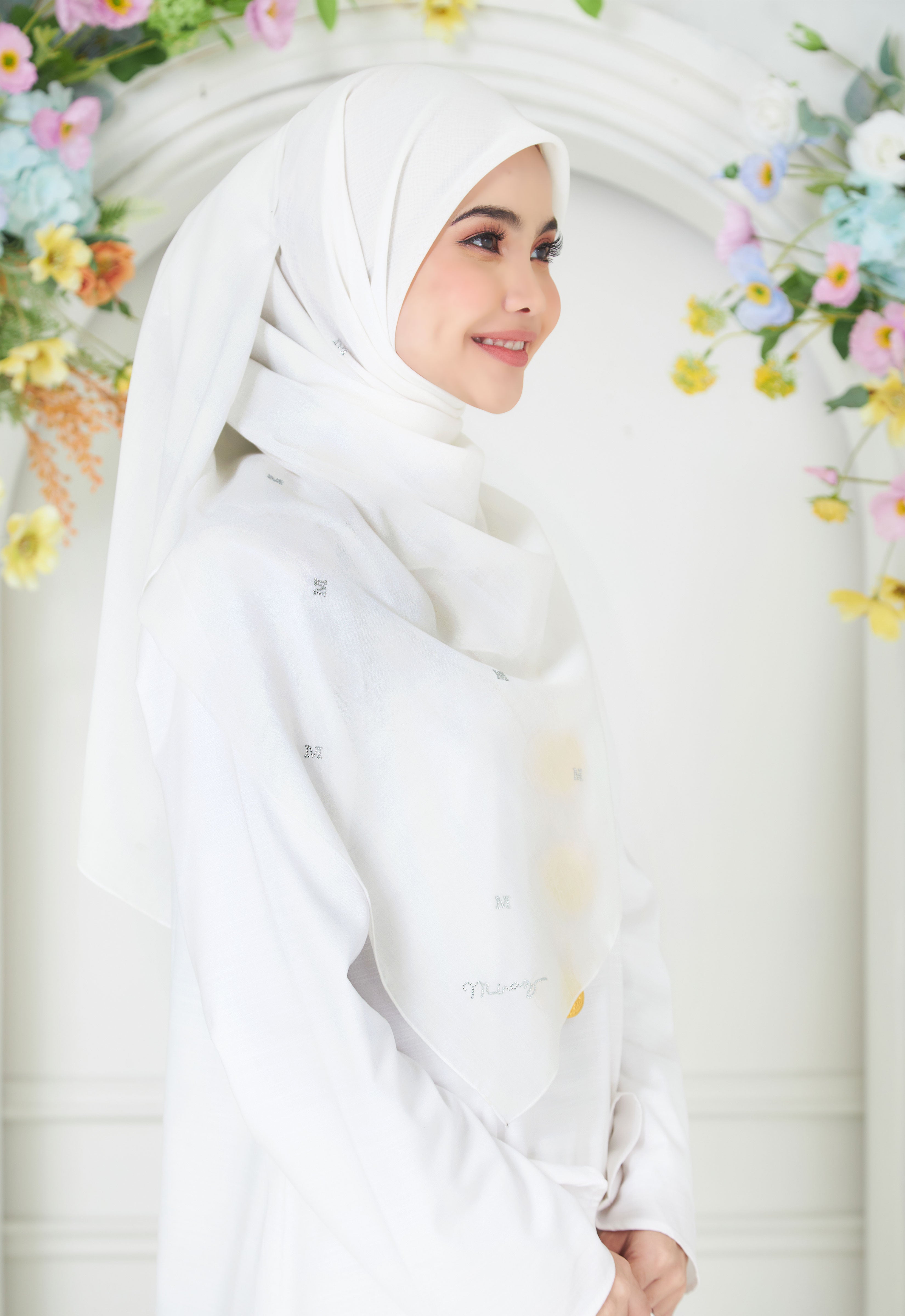 PLAIN BAWAL - OFF WHITE