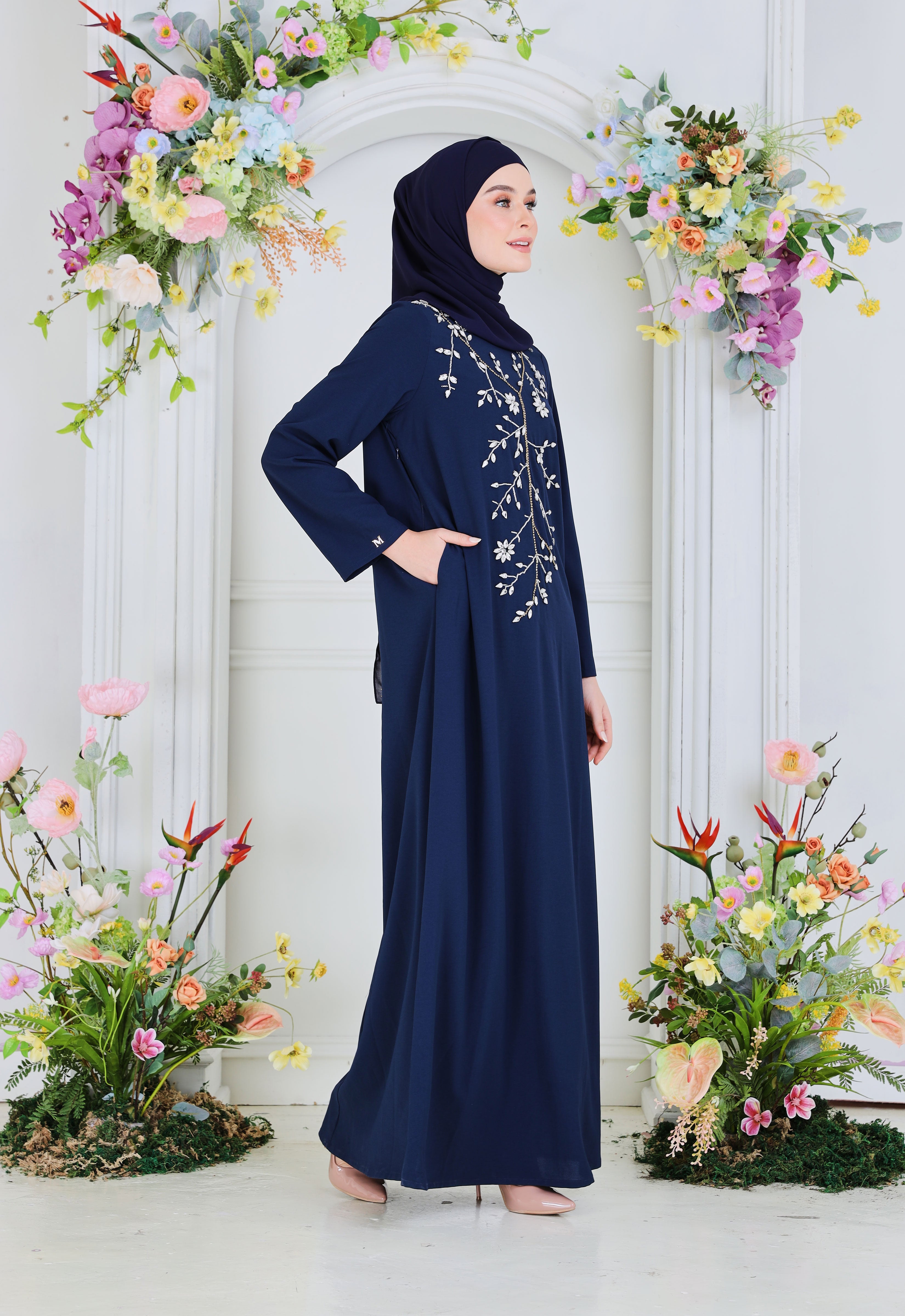 ZEHRA ABAYA - DARK BLUE