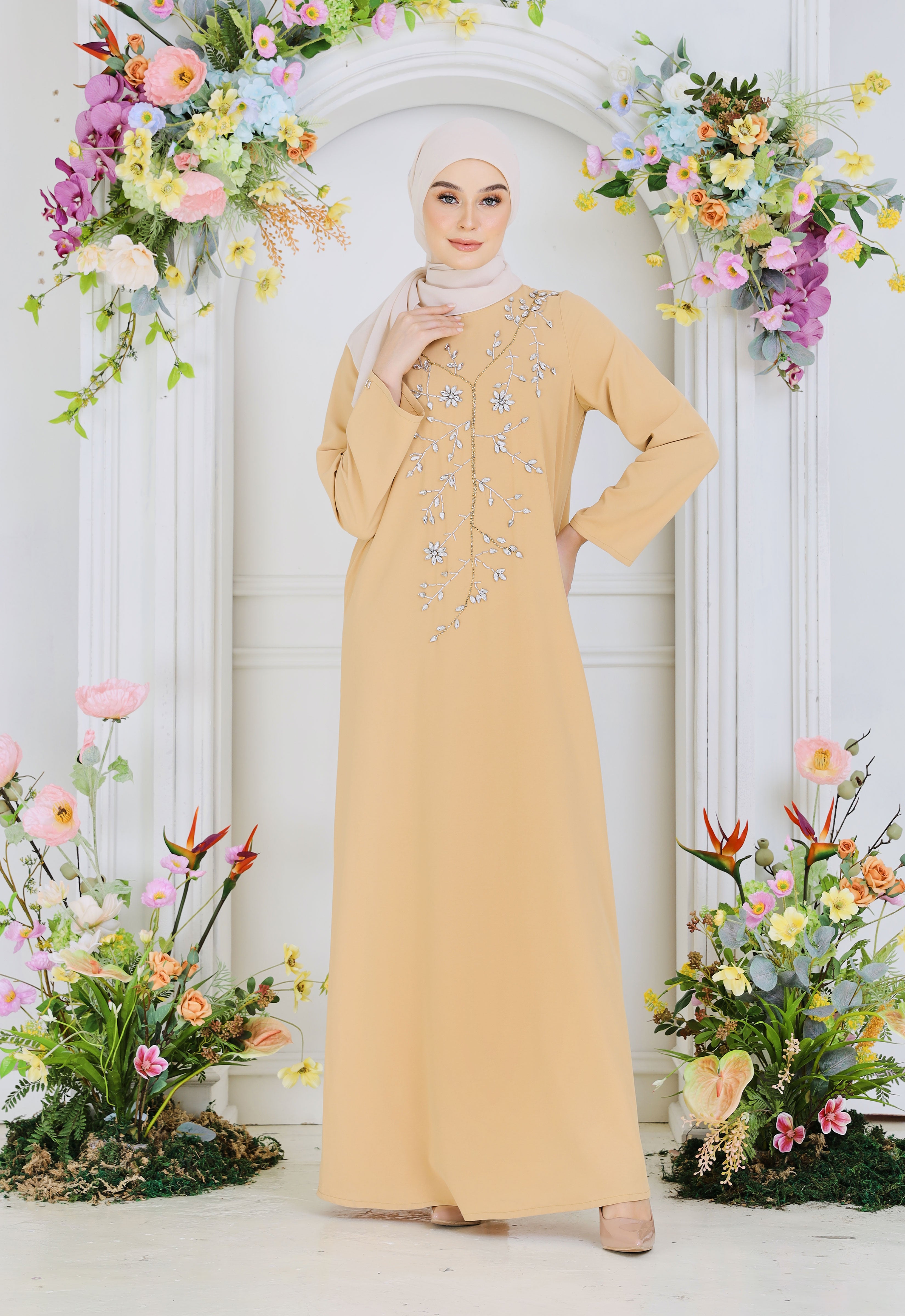 ZEHRA ABAYA - LIGHT BROWN
