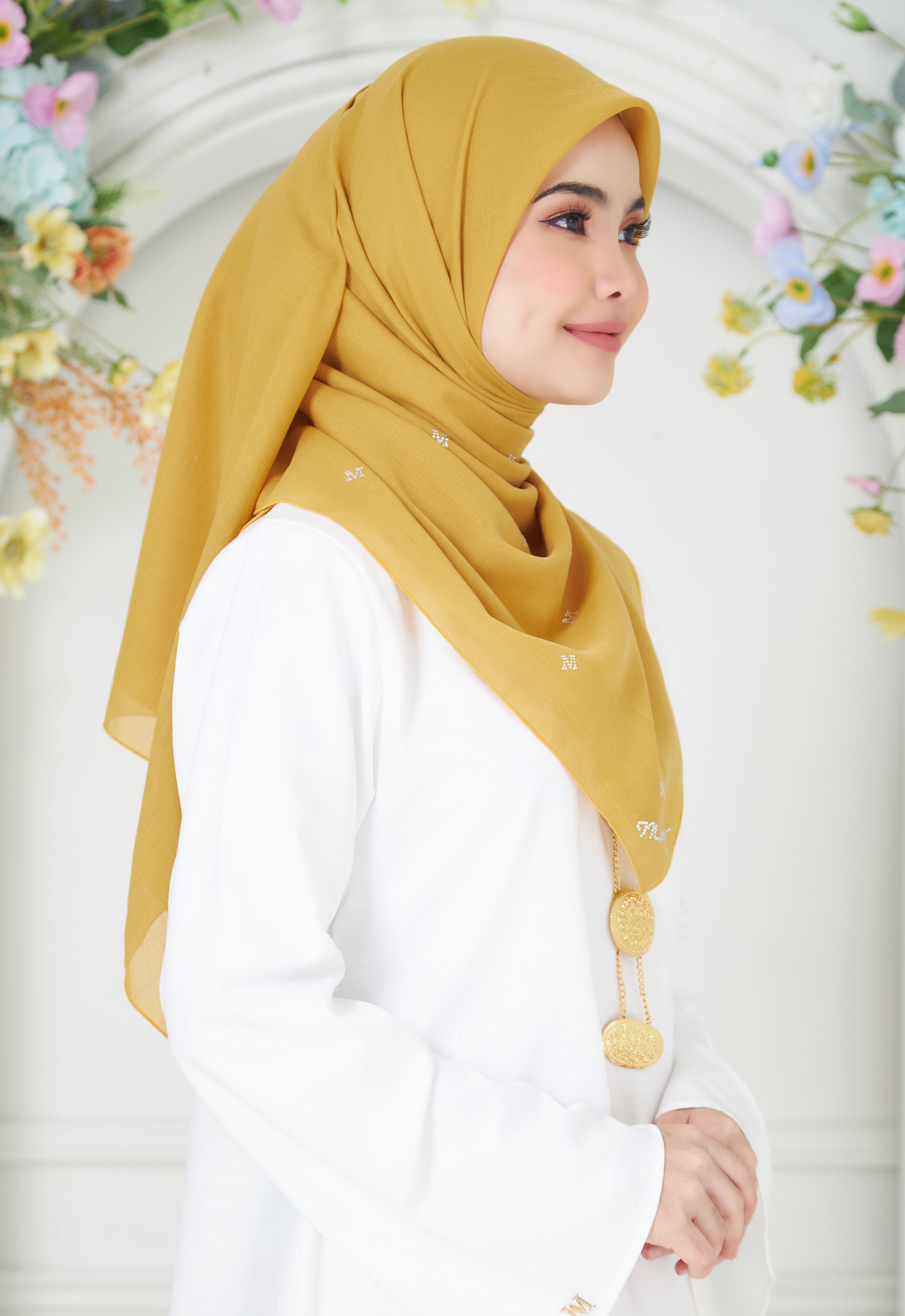 PLAIN BAWAL - GOLDEN ROD