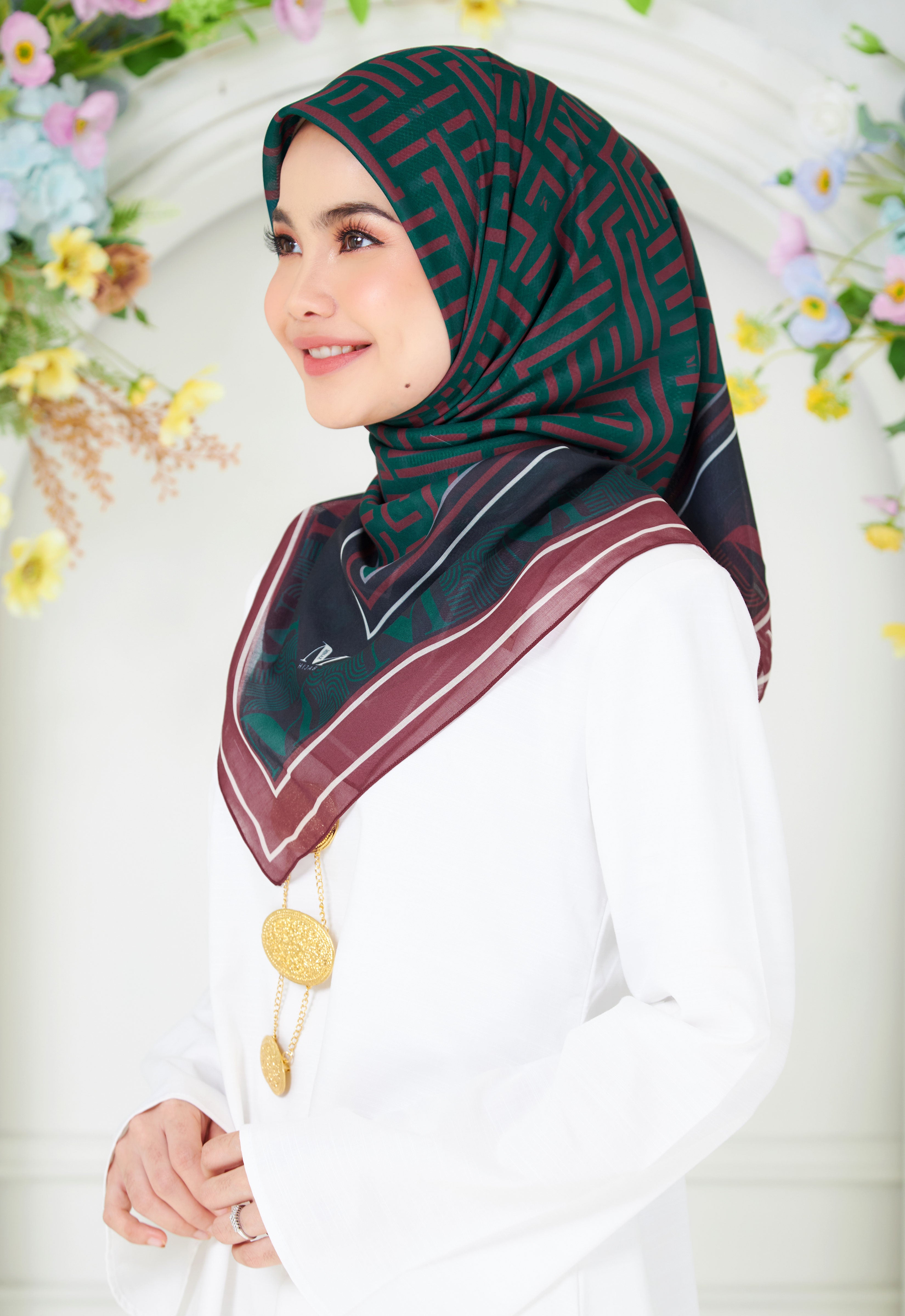 ANYAMAN BAWAL - MAROON