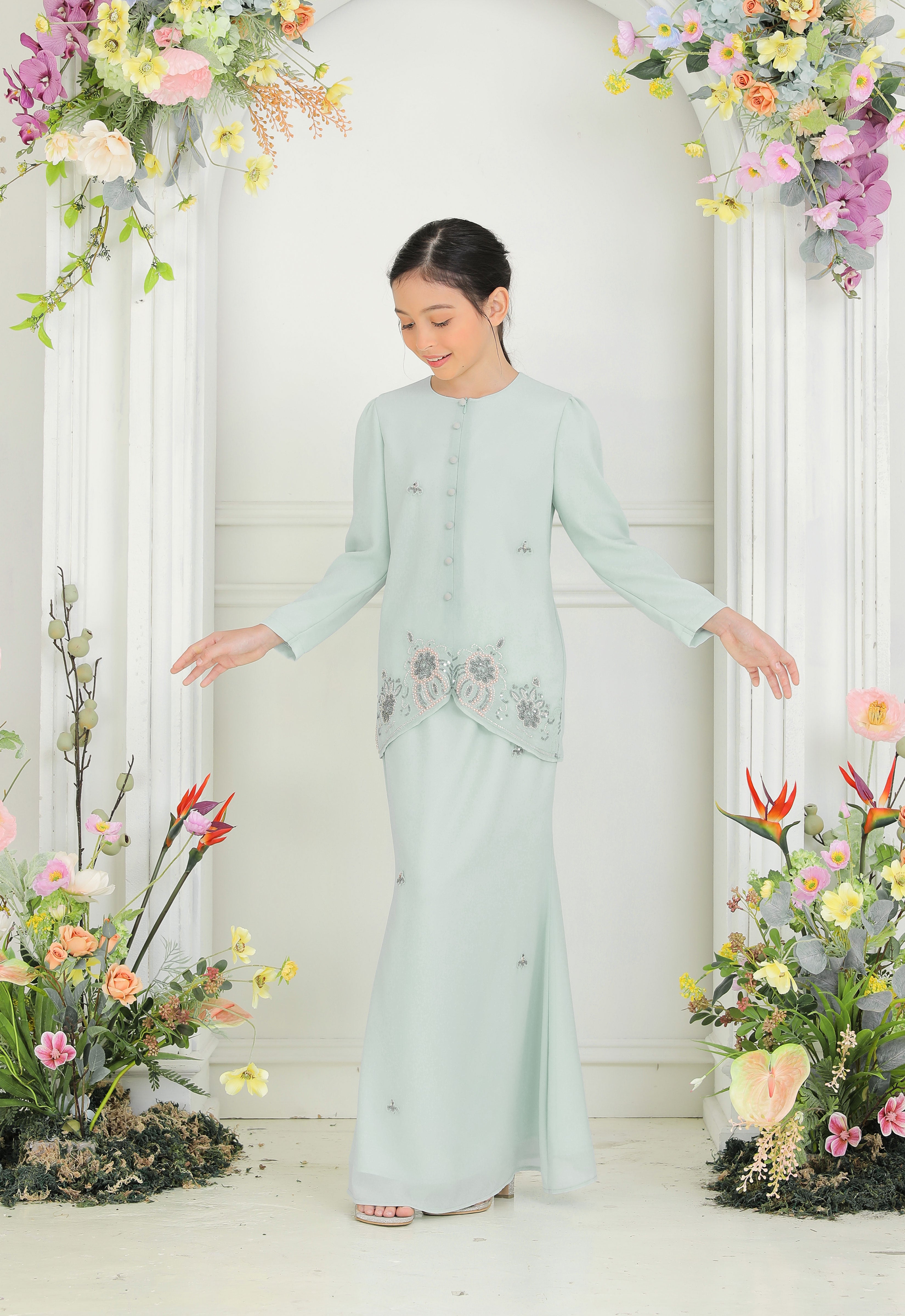 ARYA LUXE KIDS MINI KEBAYA - GRAY GREEN