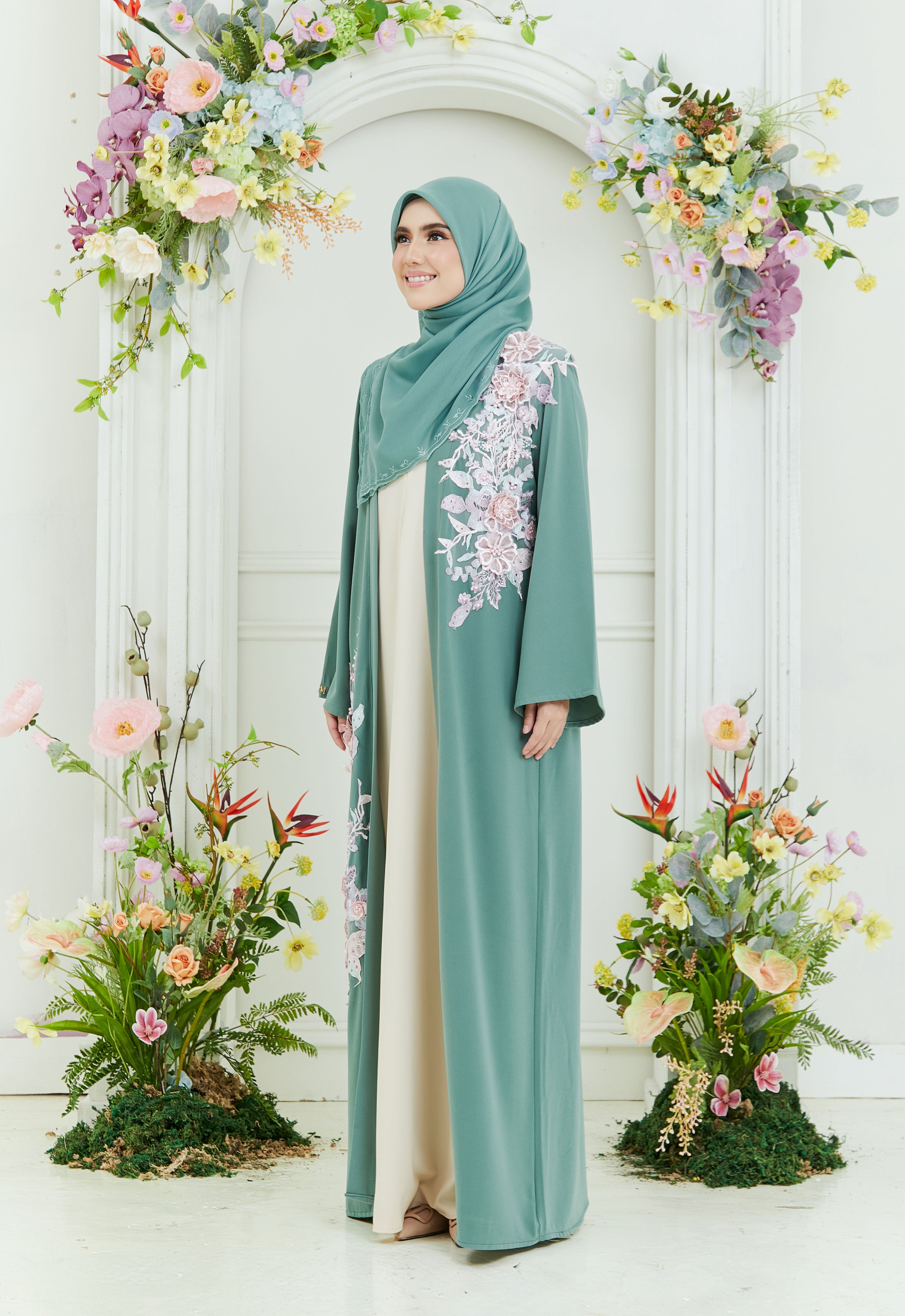 KHADEEJA ABAYA - PASTEL TURQUOISE