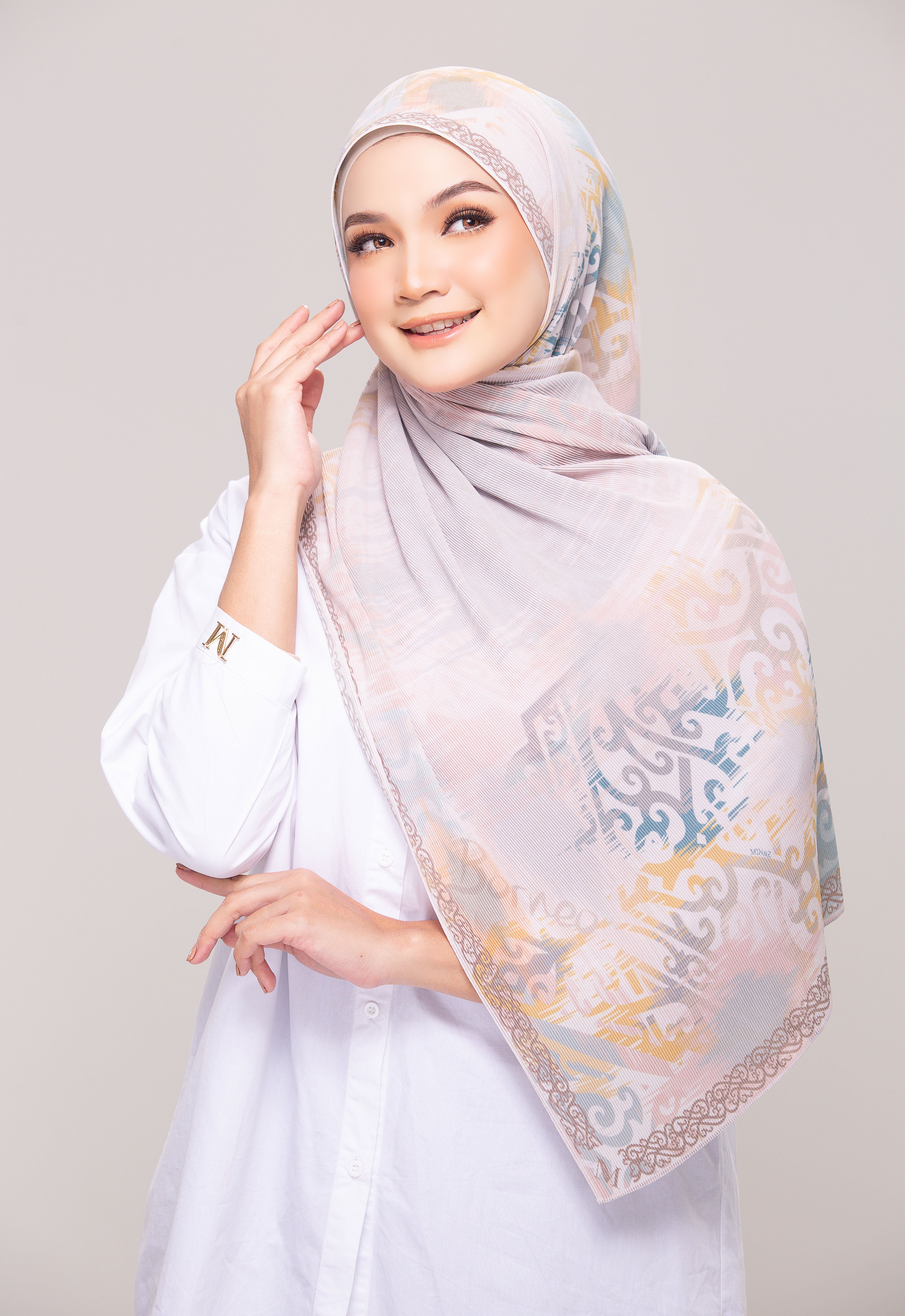 PRINTED PLEATED SHAWL - BORNEO