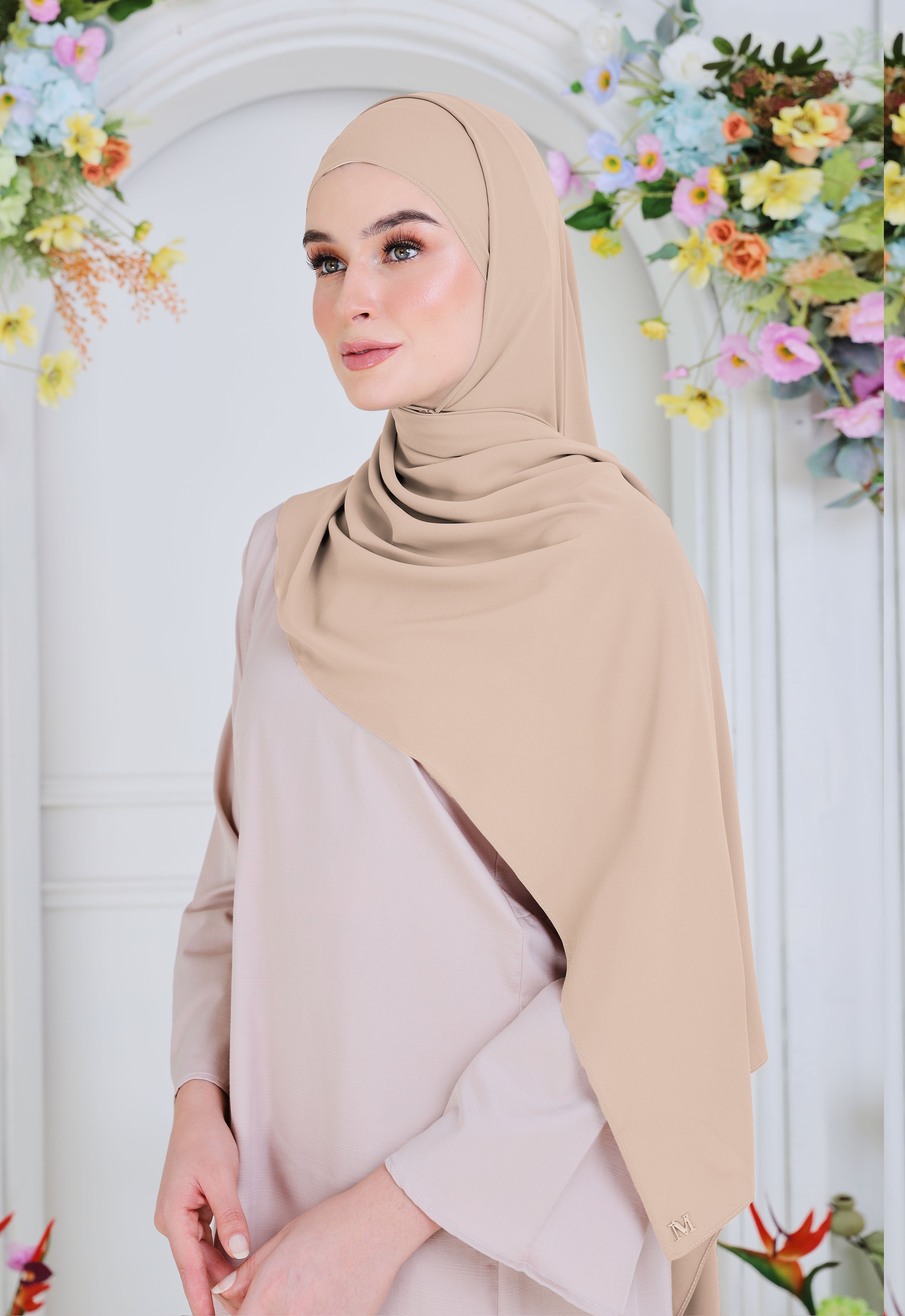 BASIC PLAIN SHAWL - CHAMPAGNE