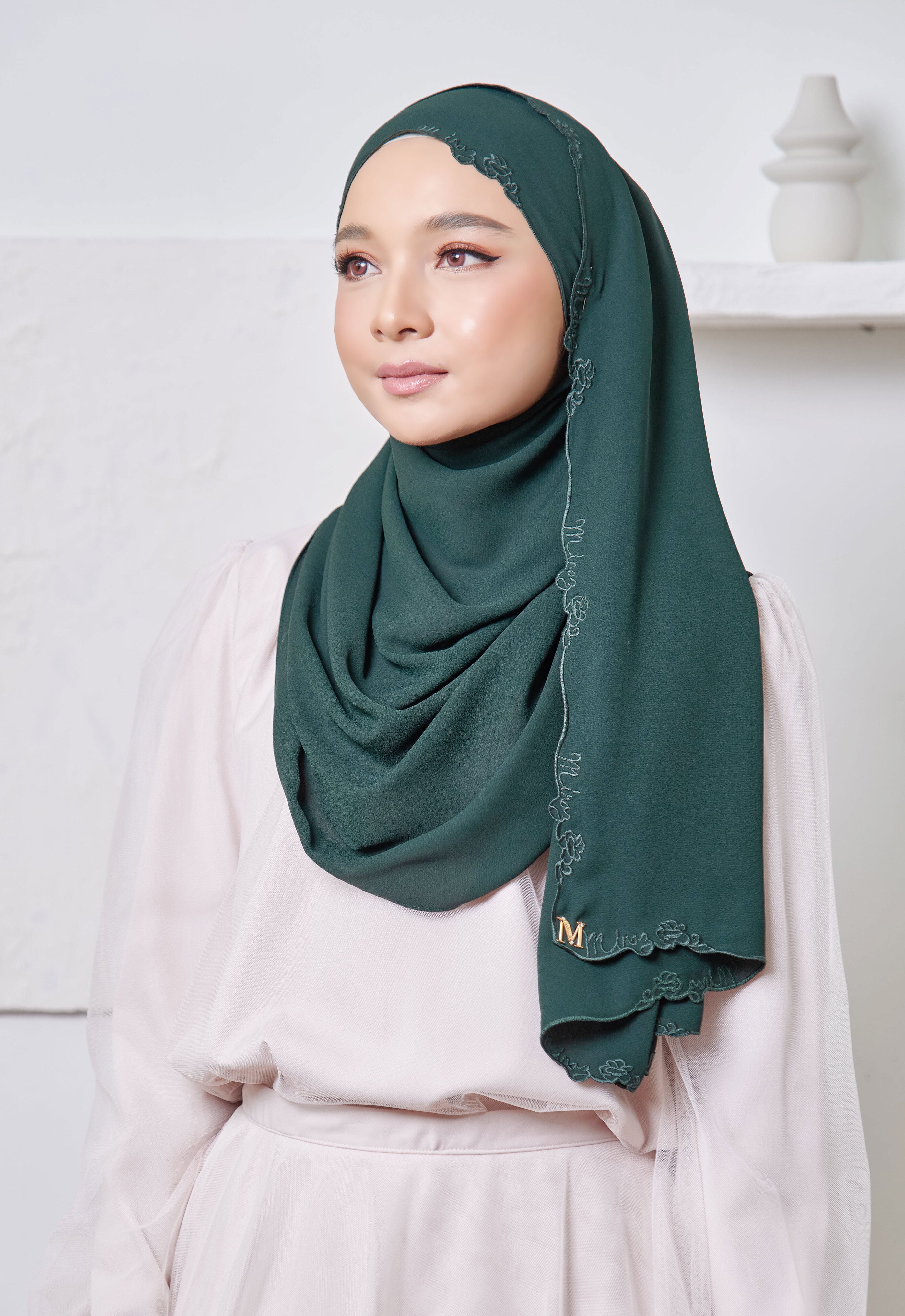 SAREEMA SHAWL - EMERALD GREEN