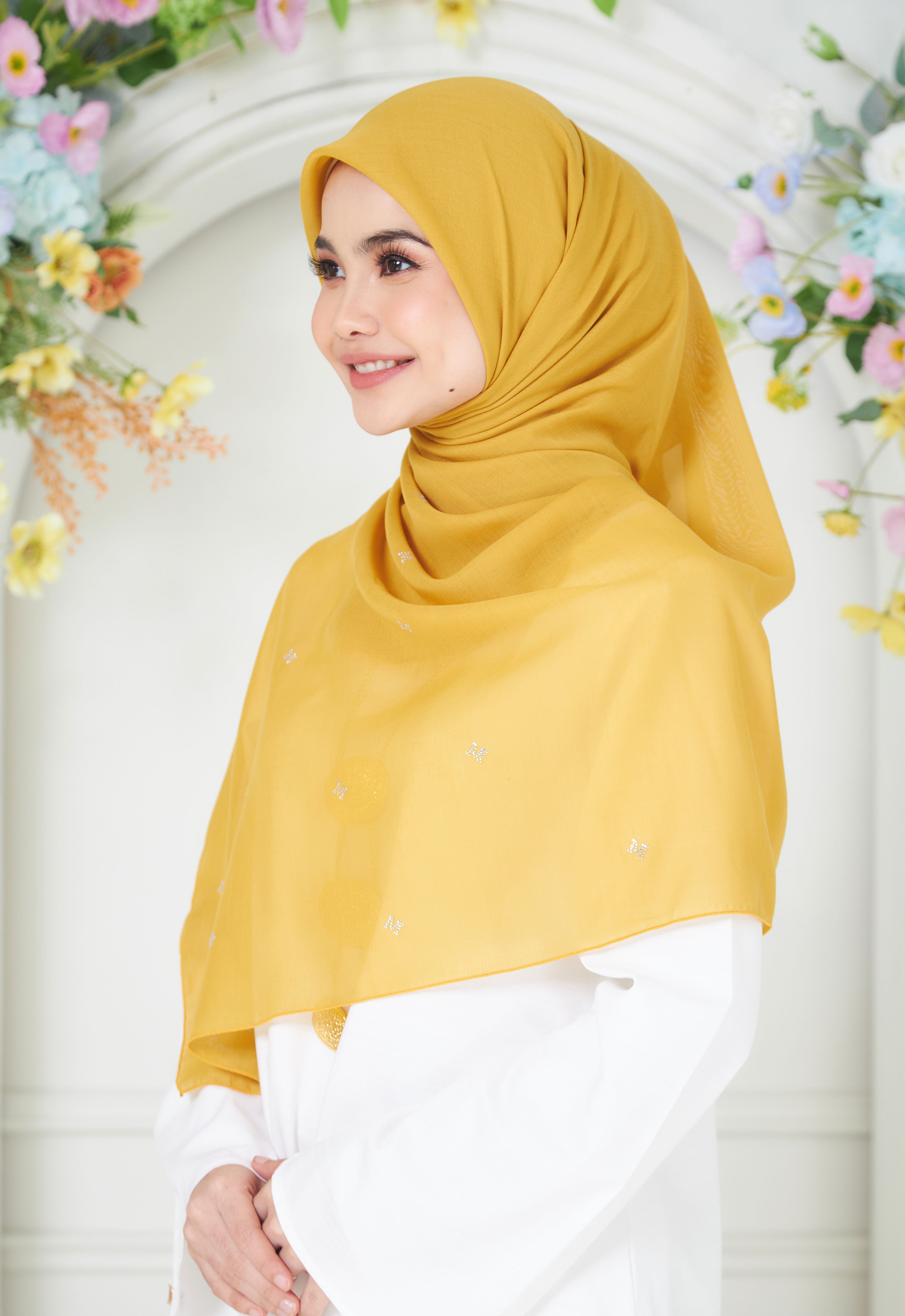 PLAIN BAWAL - GOLDEN ROD