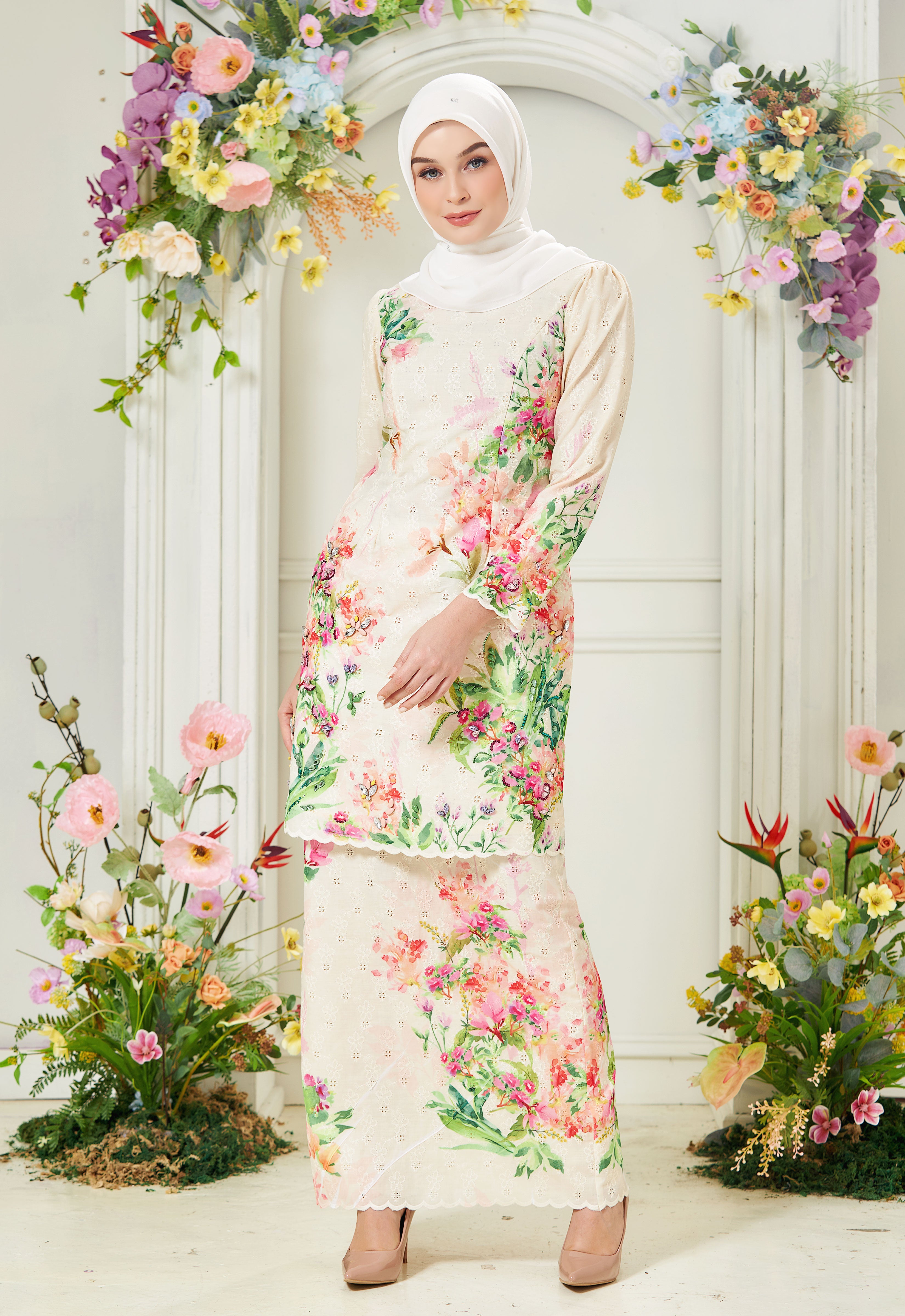 JOANNA KURUNG - CREAM