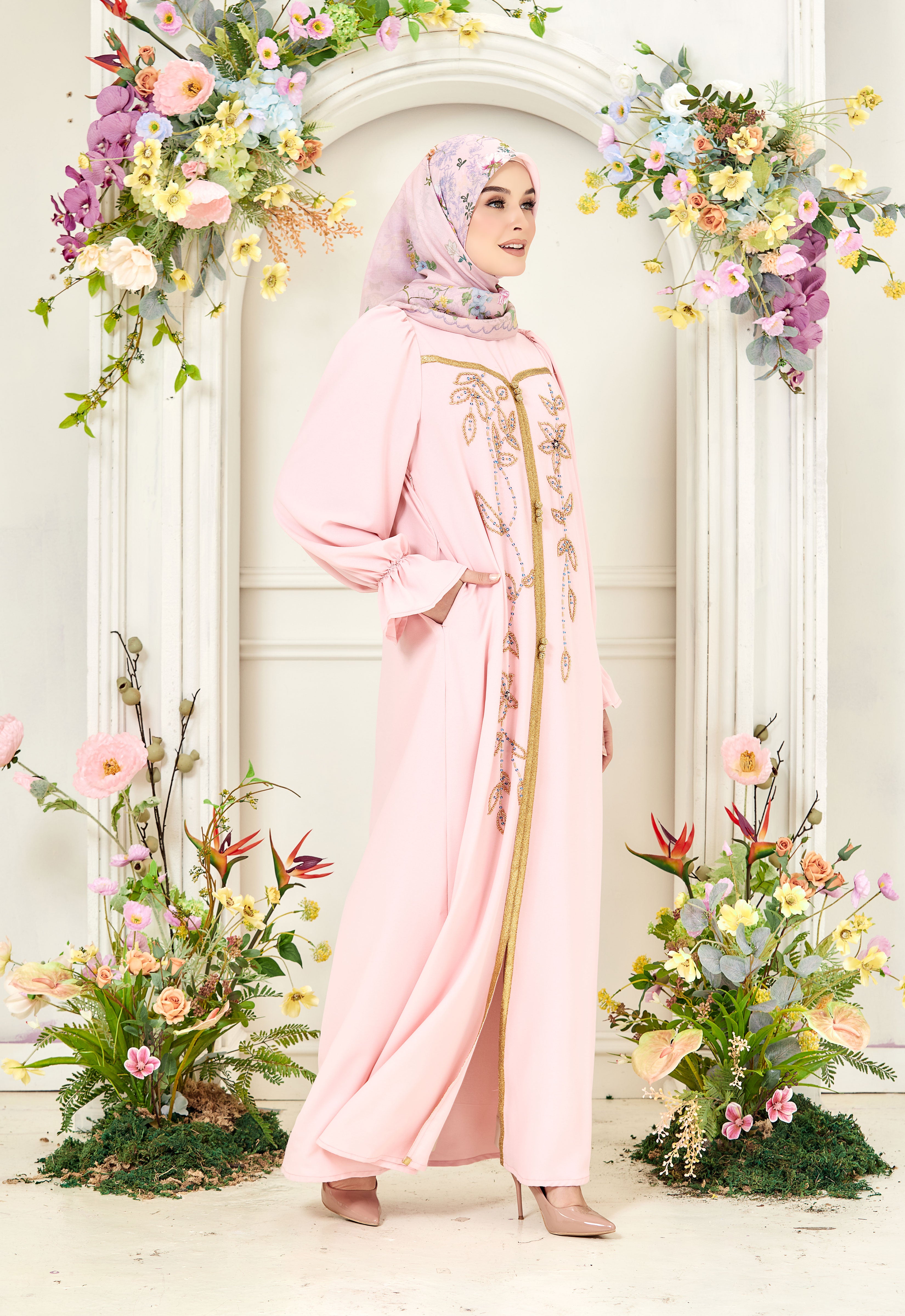 HUMAYRA ABAYA - SOFT PINK