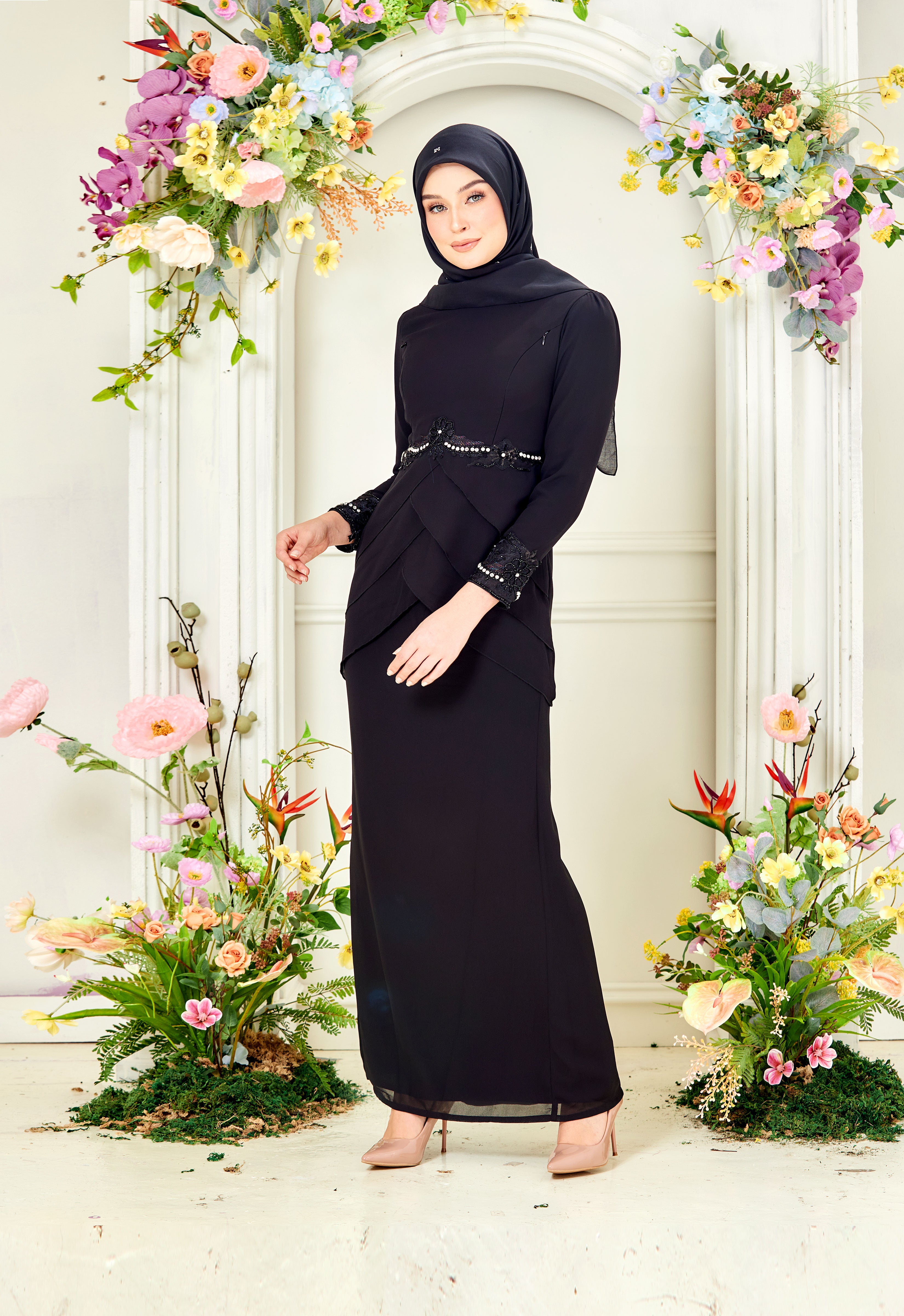 NADEERA KURUNG - BLACK