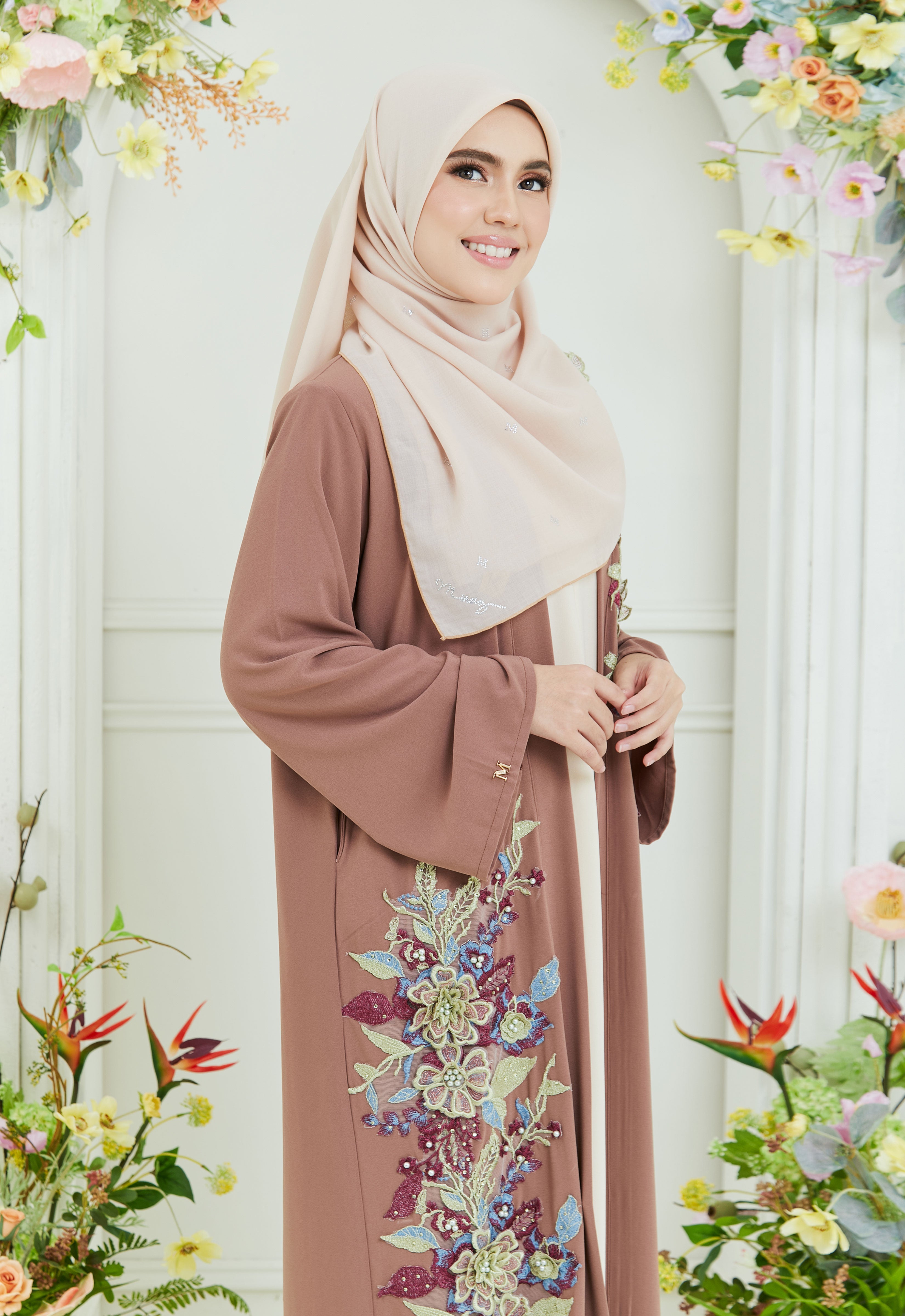 KHADEEJA ABAYA - CAROB BROWN