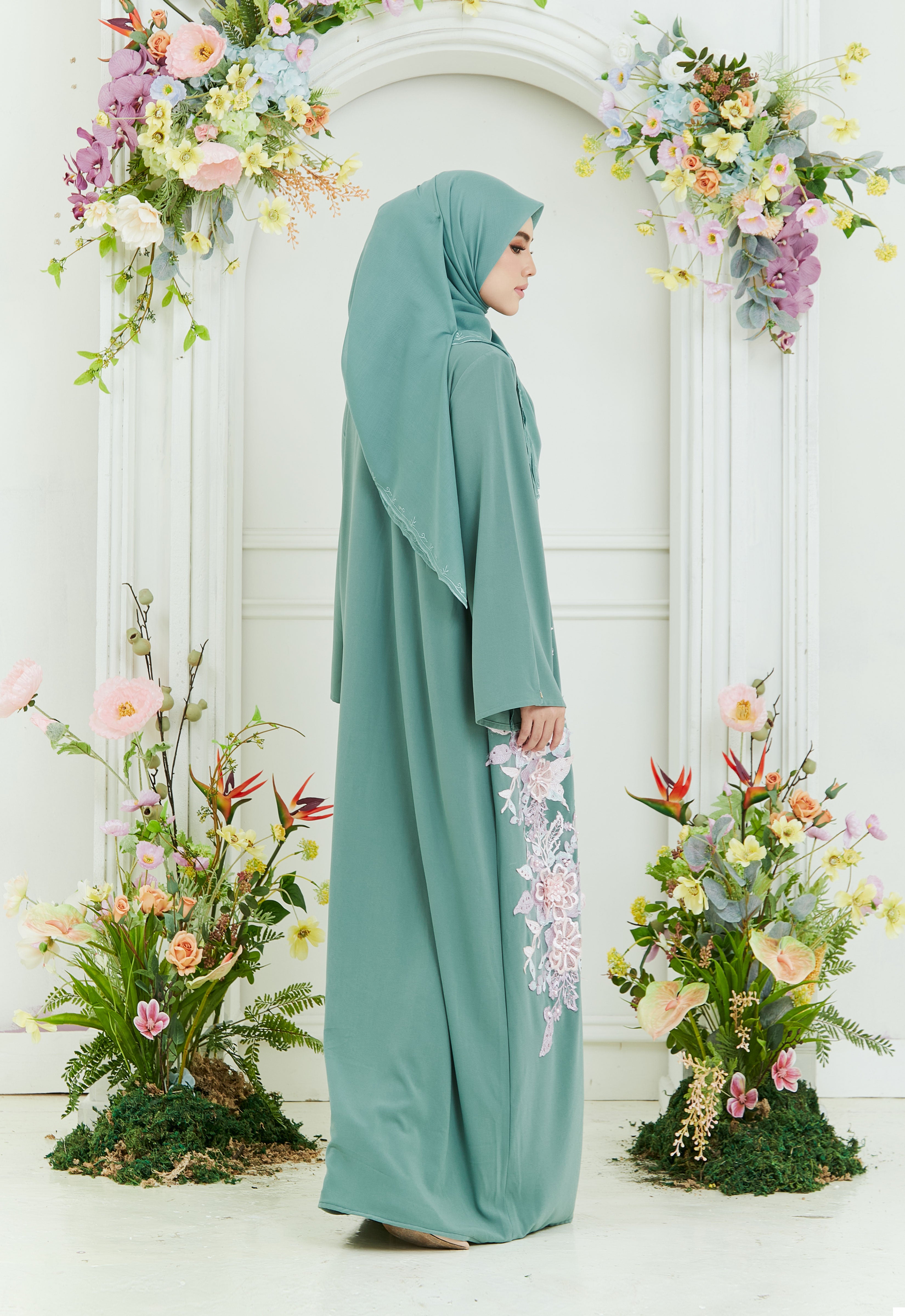 KHADEEJA ABAYA - PASTEL TURQUOISE