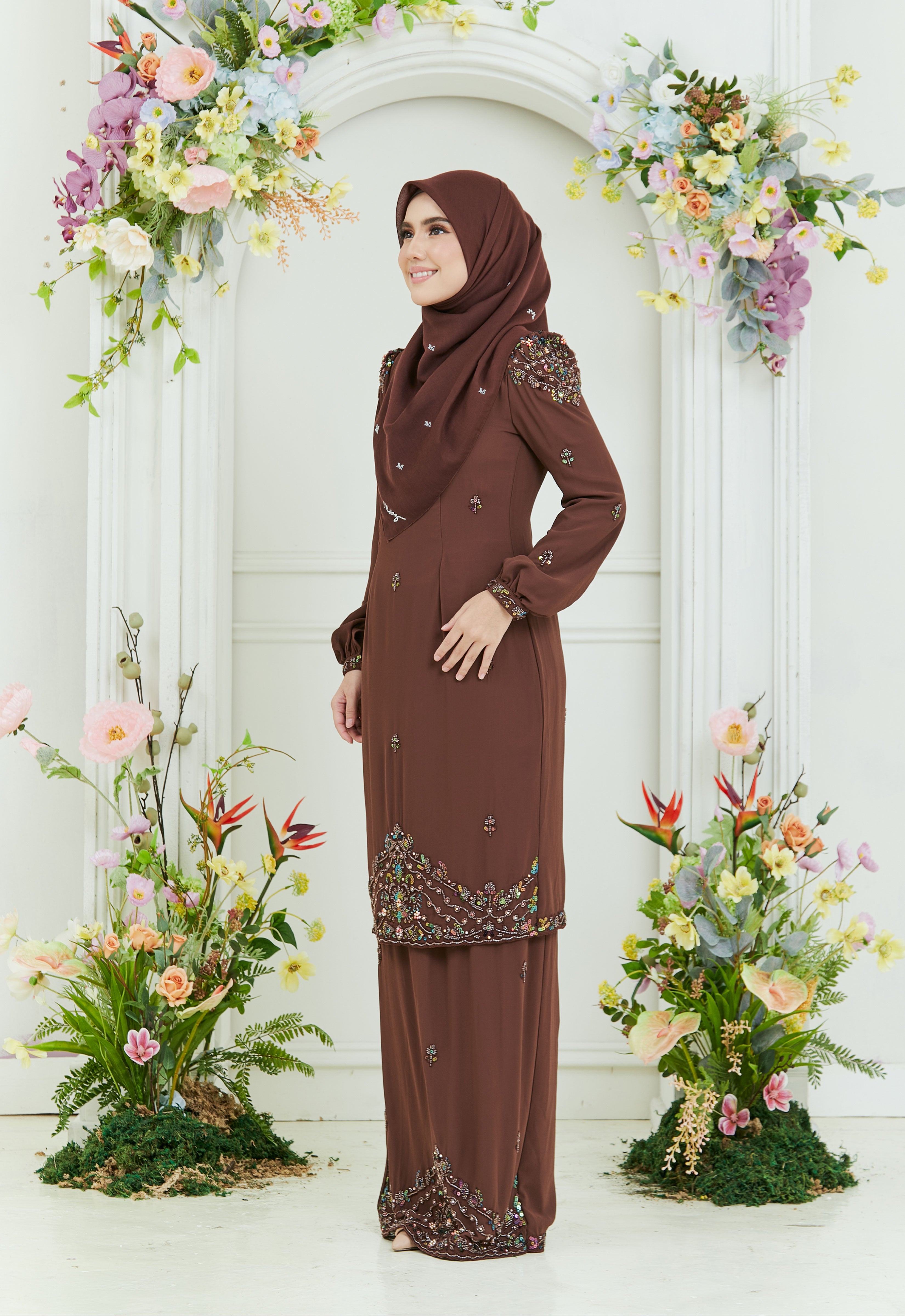 AISYAA LUXE KURUNG - DARK BROWN