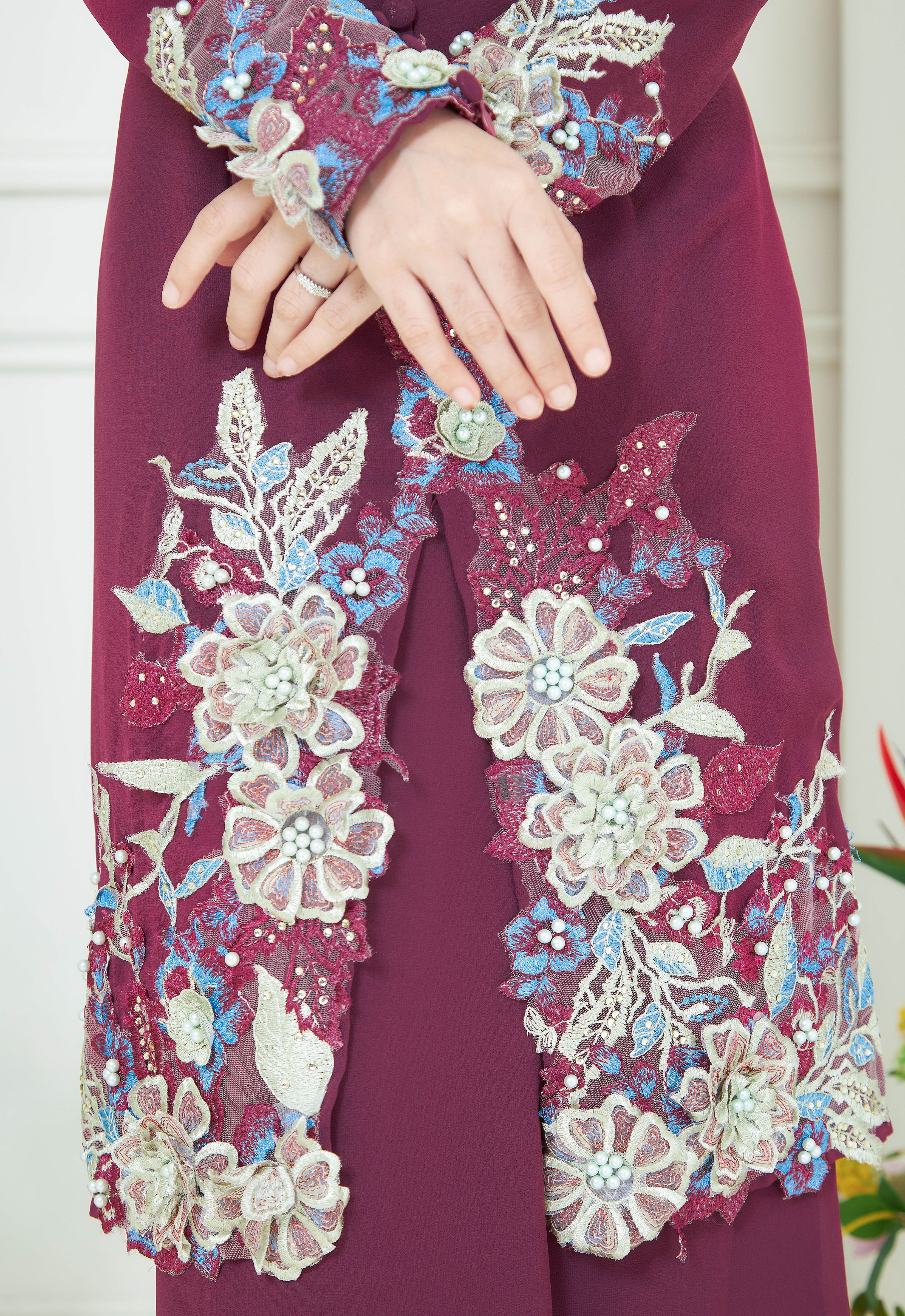 KHADEEJA KEBAYA - MANGOSTEEN