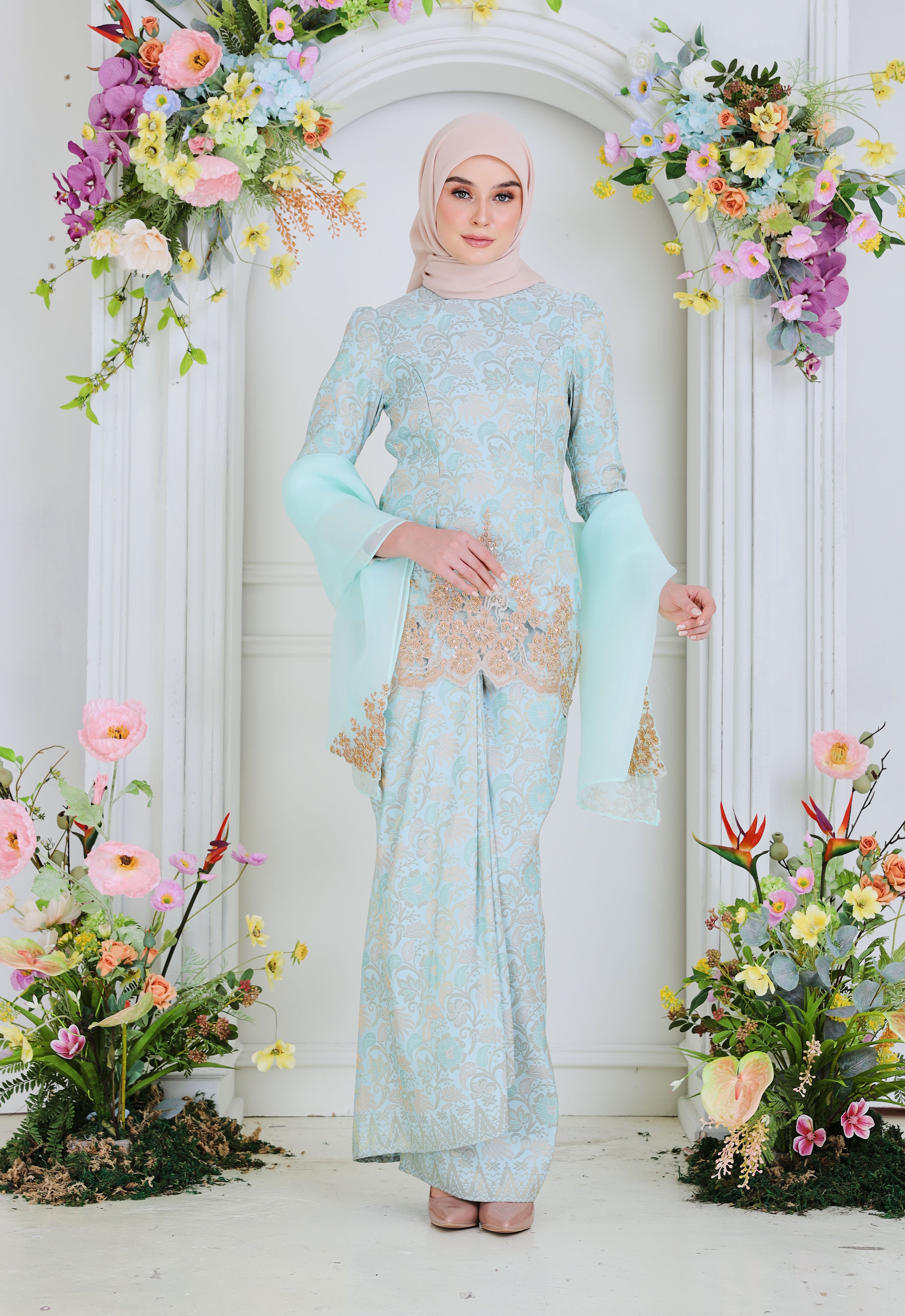CHE AMINAH LUXE MINI KEBAYA - FROZEN BLUE