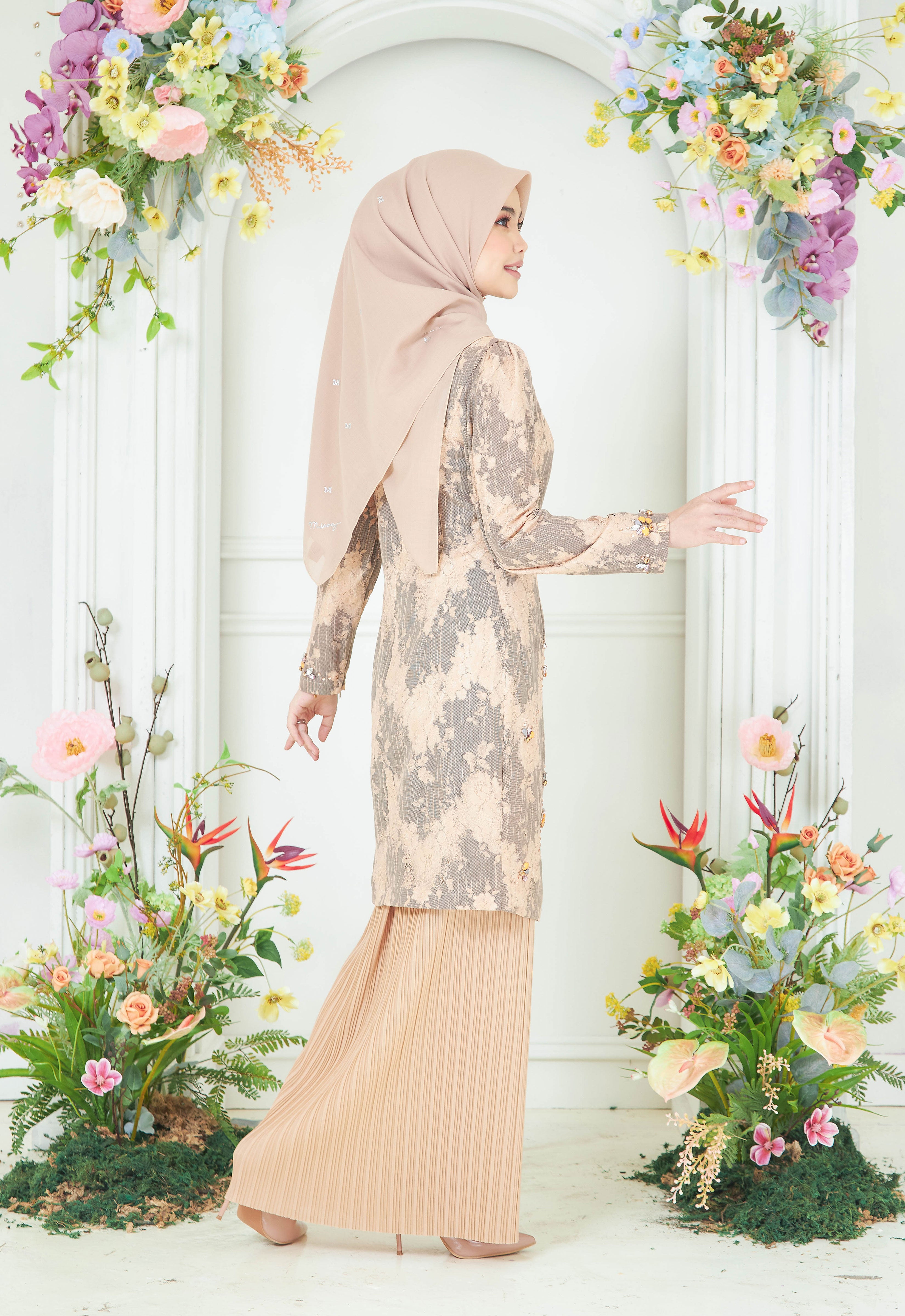 RAYSAA KURUNG - BROWN GRAY