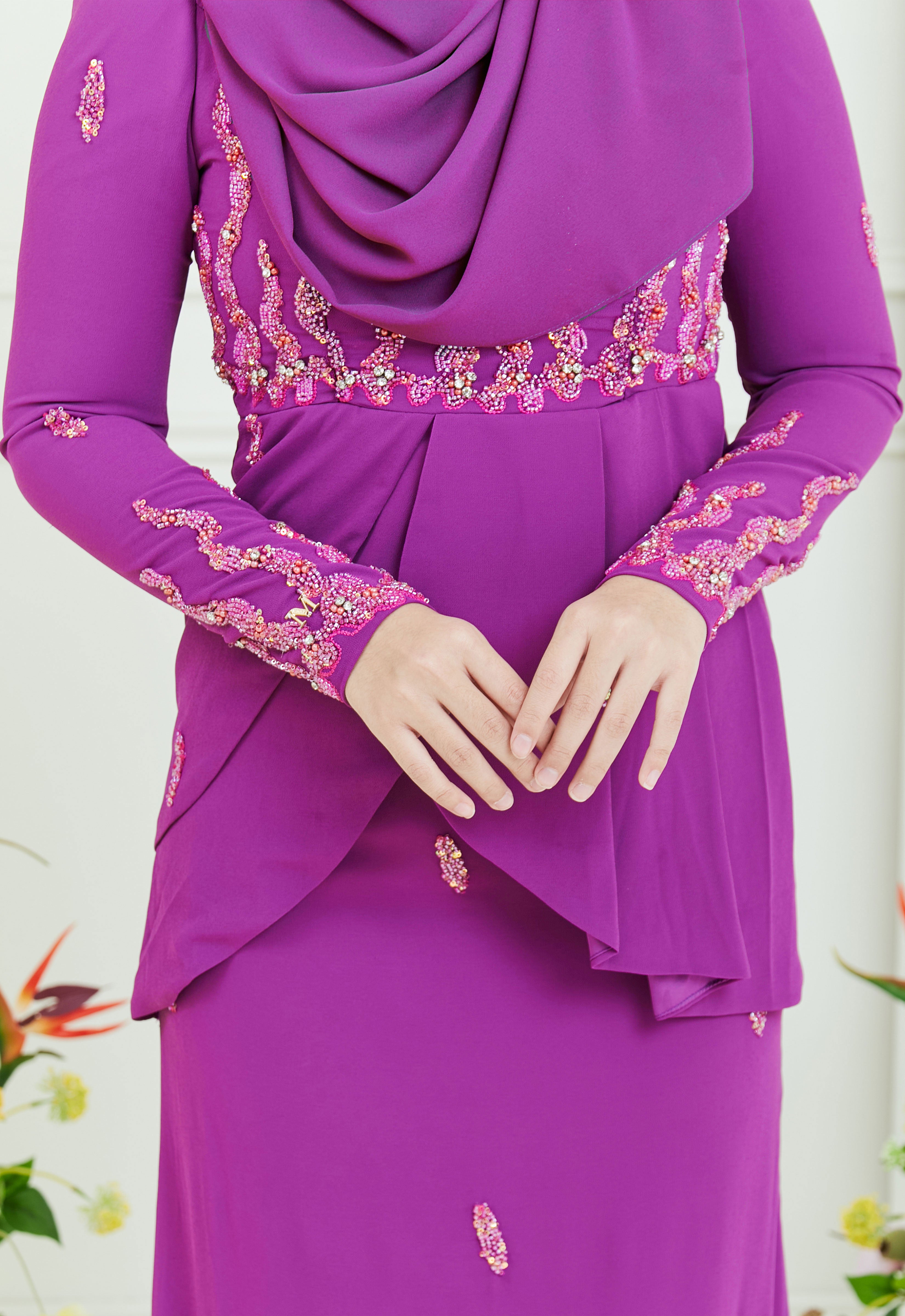 NAYLAA LUXE KURUNG - MAGENTA