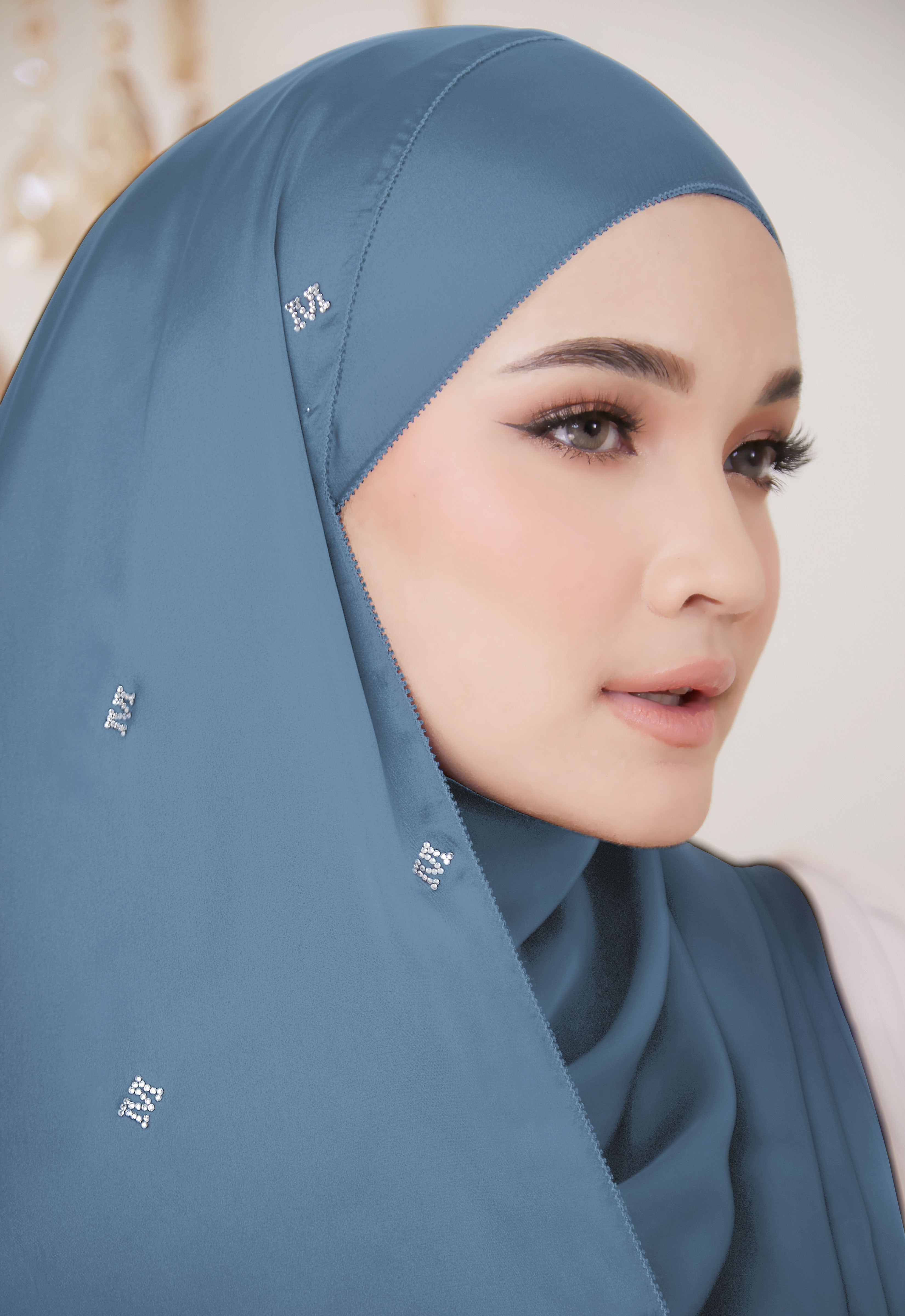 M PLAIN SHAWL - BLUE TELE