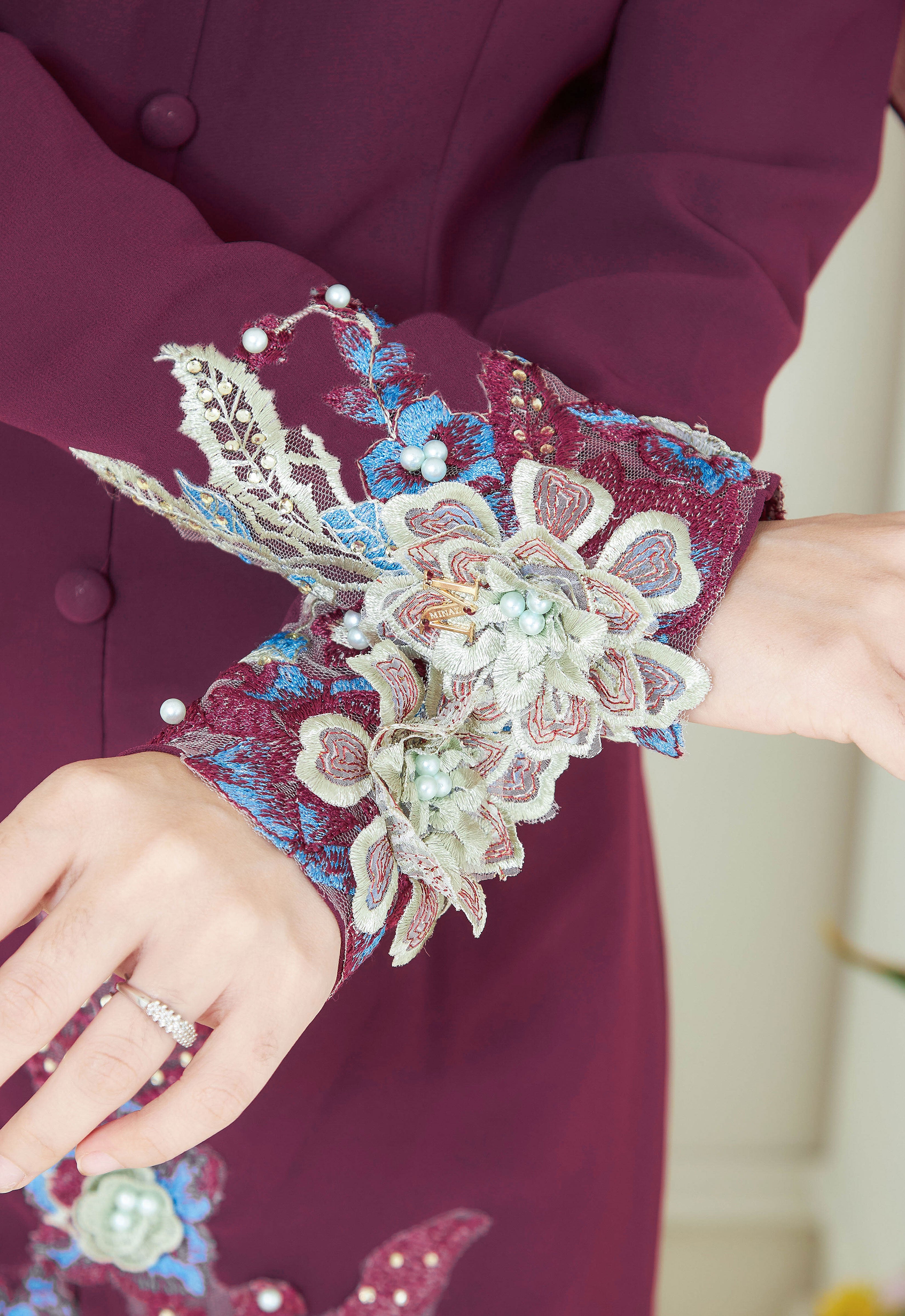 KHADEEJA KEBAYA - MANGOSTEEN