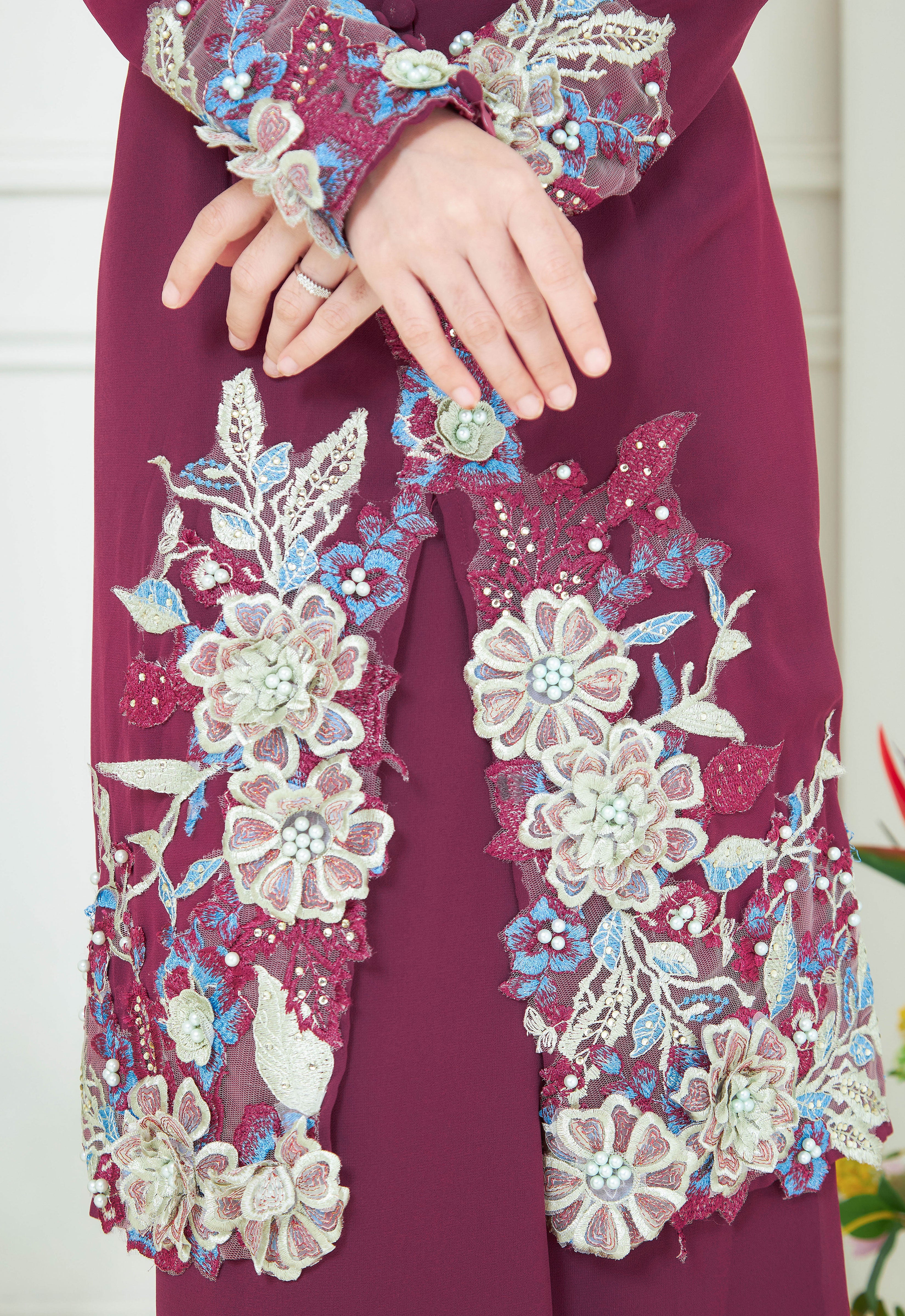 KHADEEJA KEBAYA - MANGOSTEEN