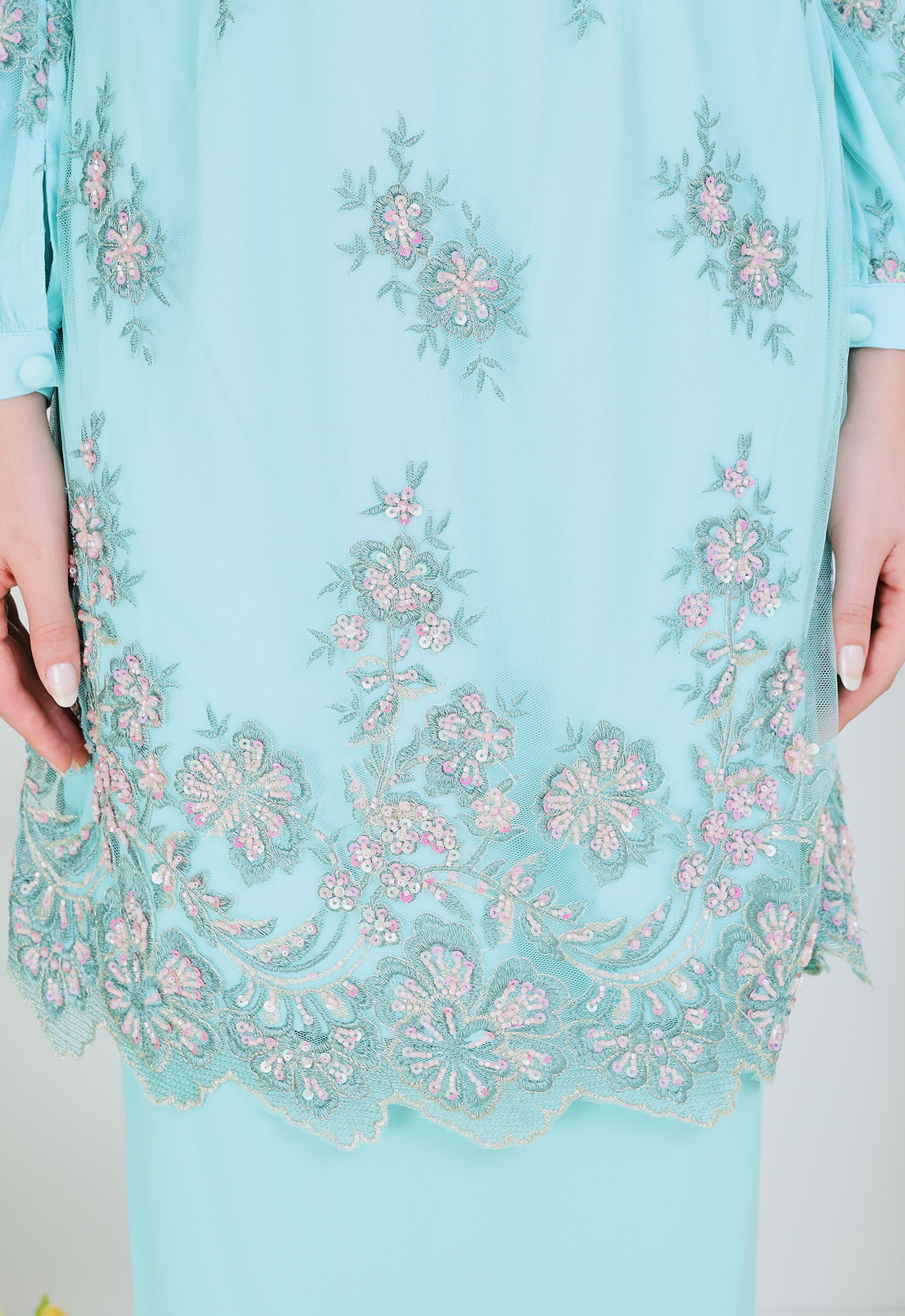 ERYNA LUXE KURUNG - PASTEL TURQOUISE