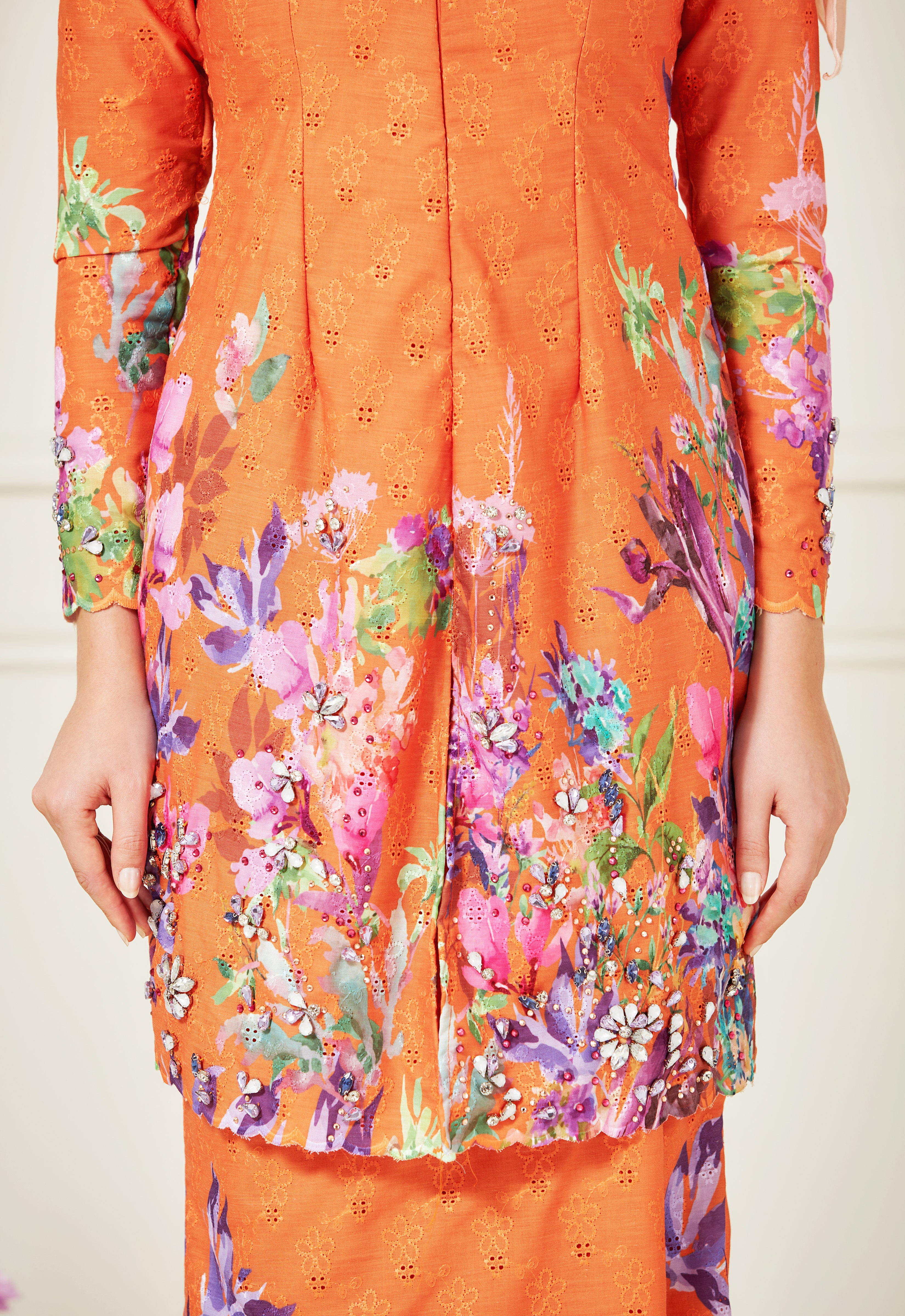 JOANNA KEBAYA - ORANGE BUTTER
