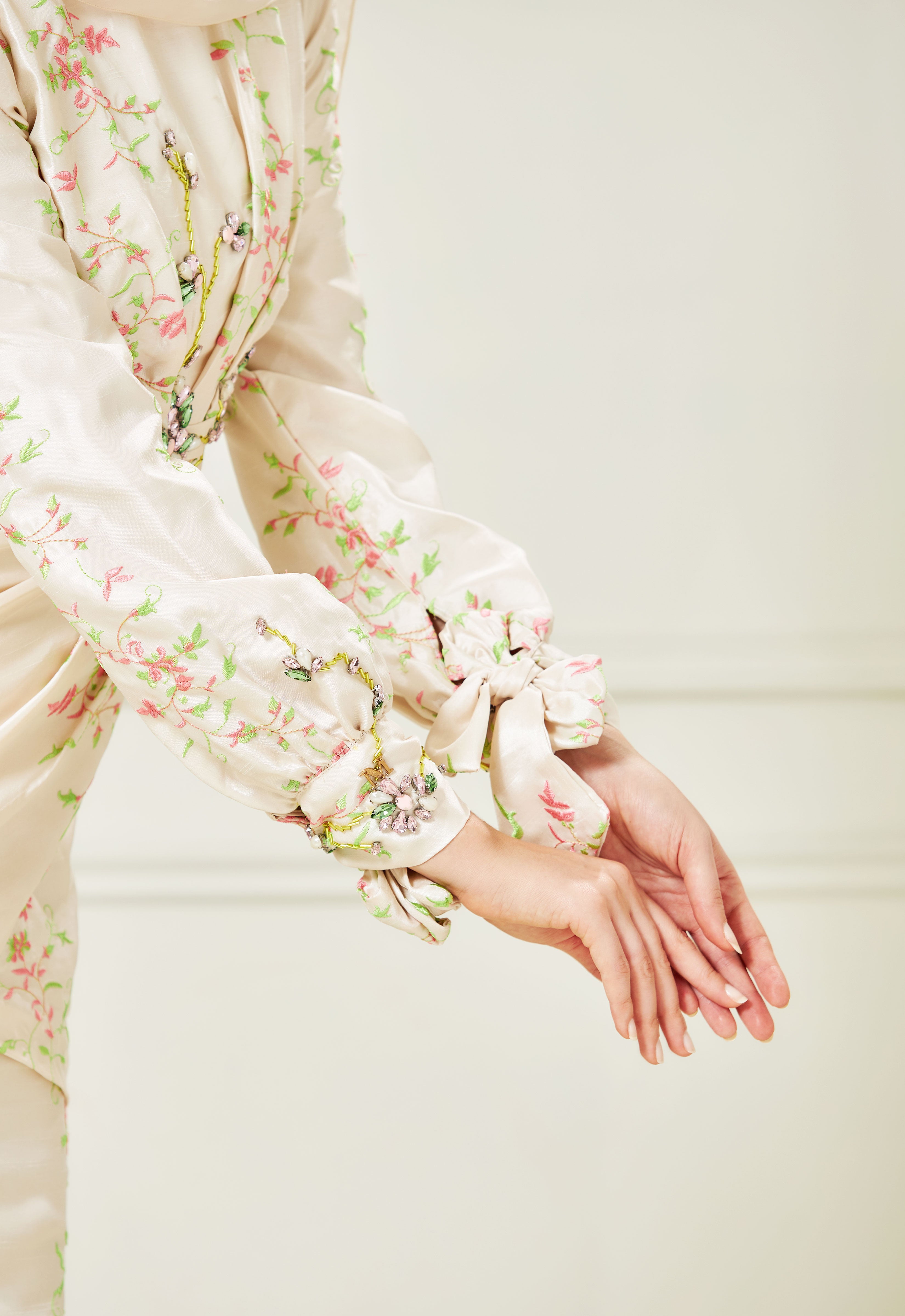 RABECCA LUXE DRAPPED KURUNG - CREAM PINK