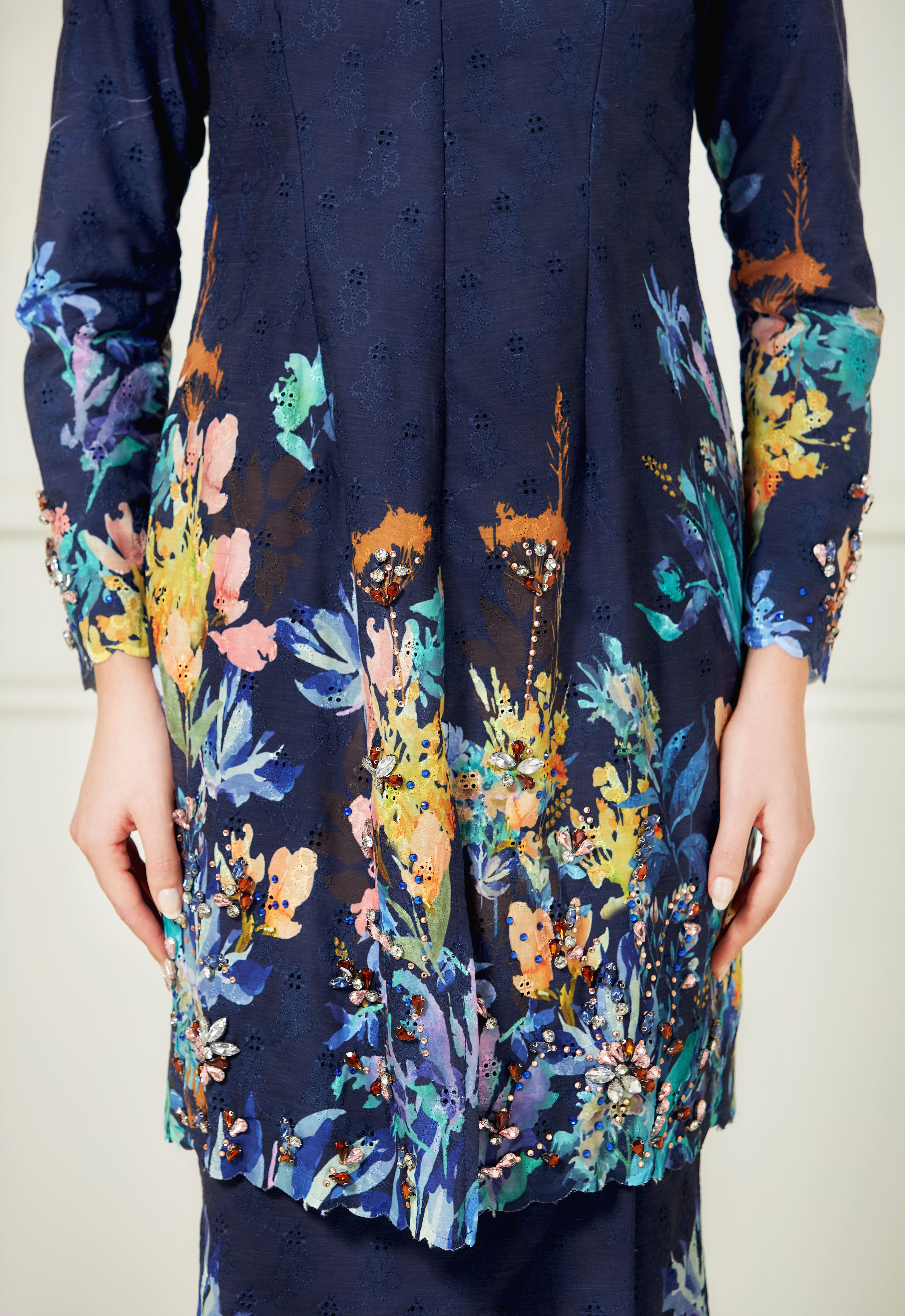 JOANNA KEBAYA - DARK BLUE