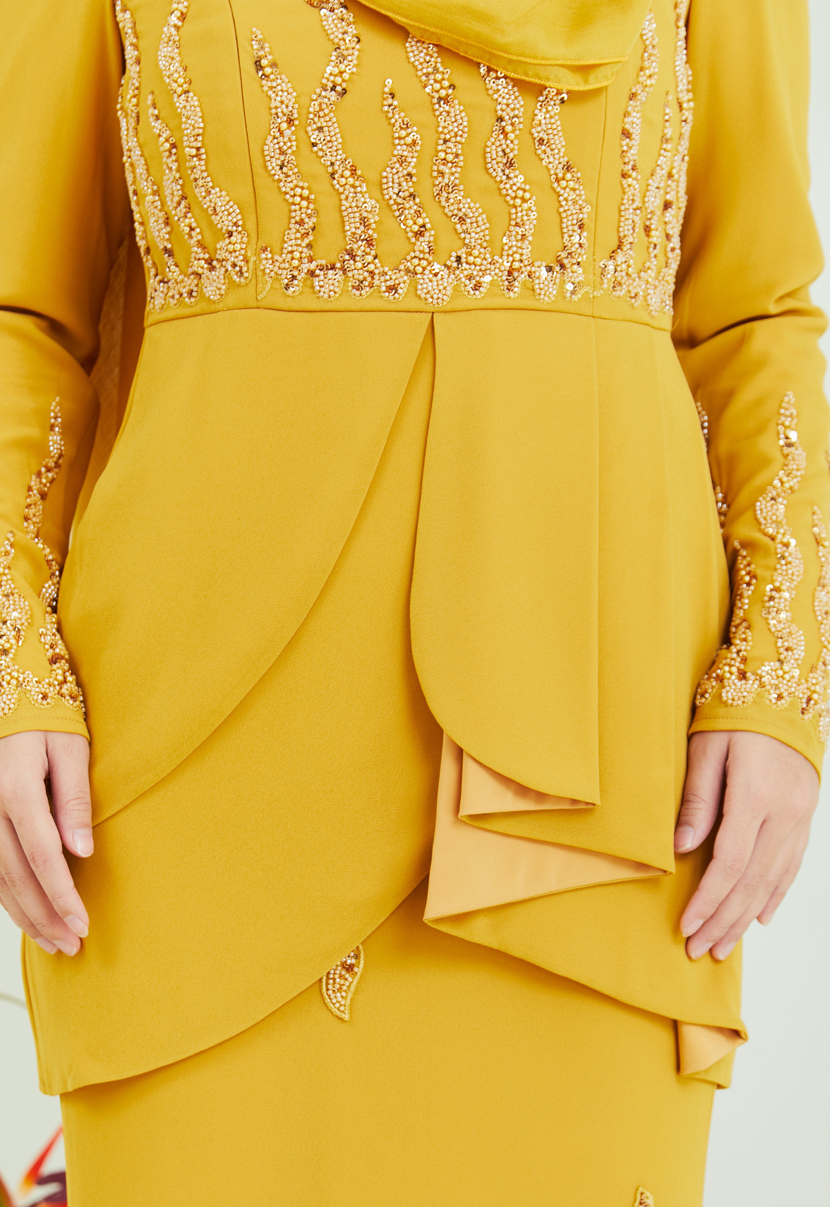 NAYLAA LUXE KURUNG - MUSTARD